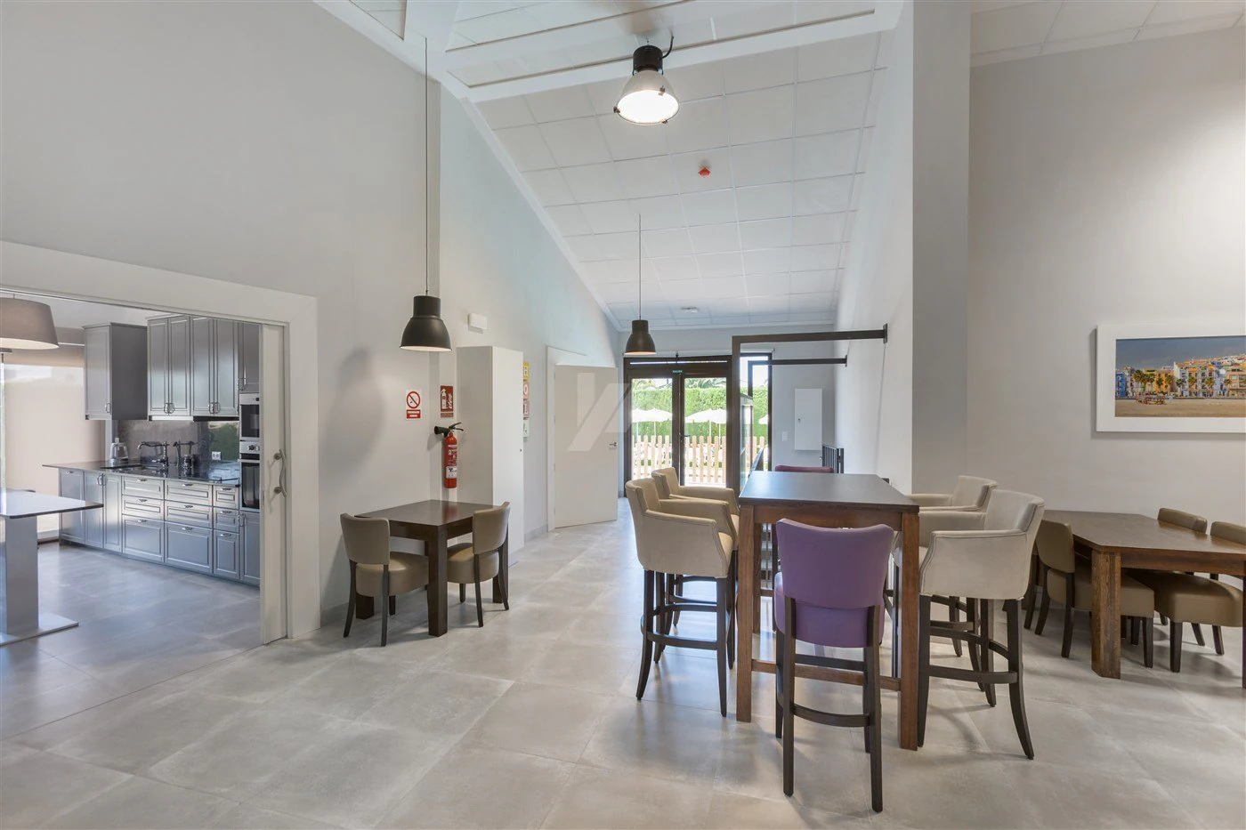 Nice hotel for sale in Jávea.