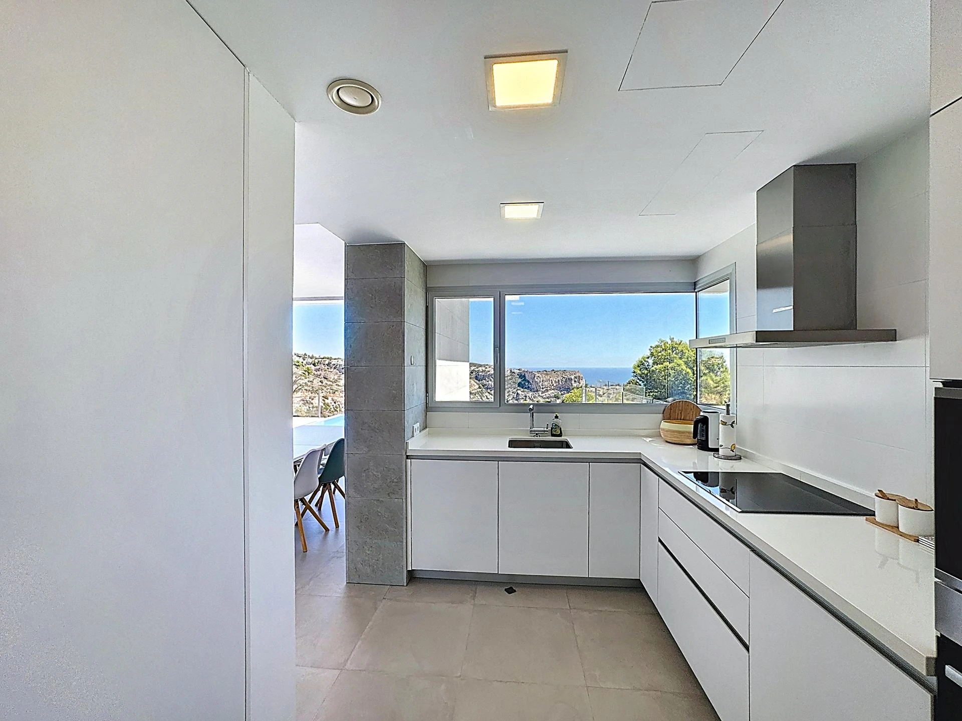 Cumbre del Sol modern villa with sea views and private pool