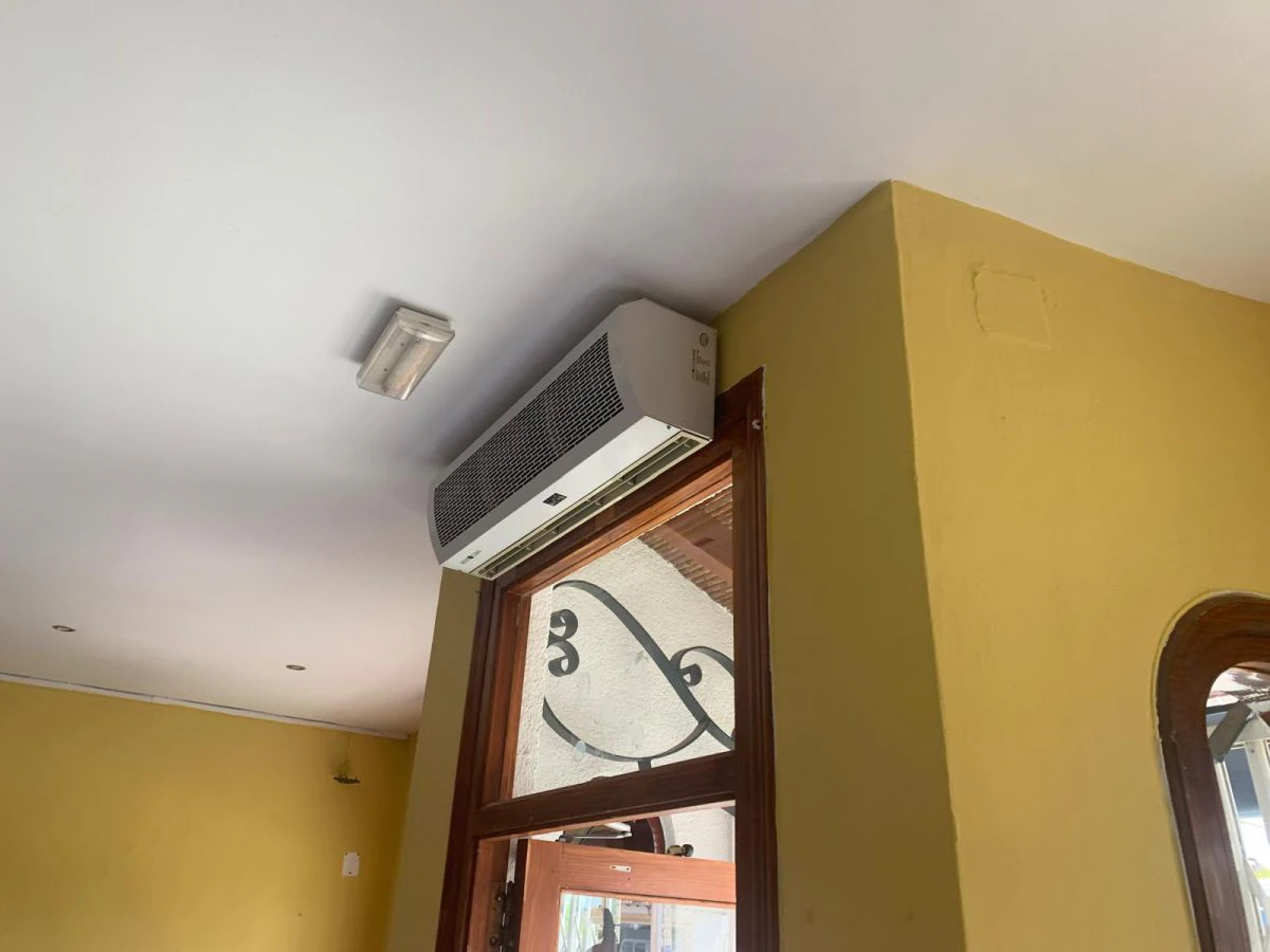 For Sale. Commercial premises in Denia