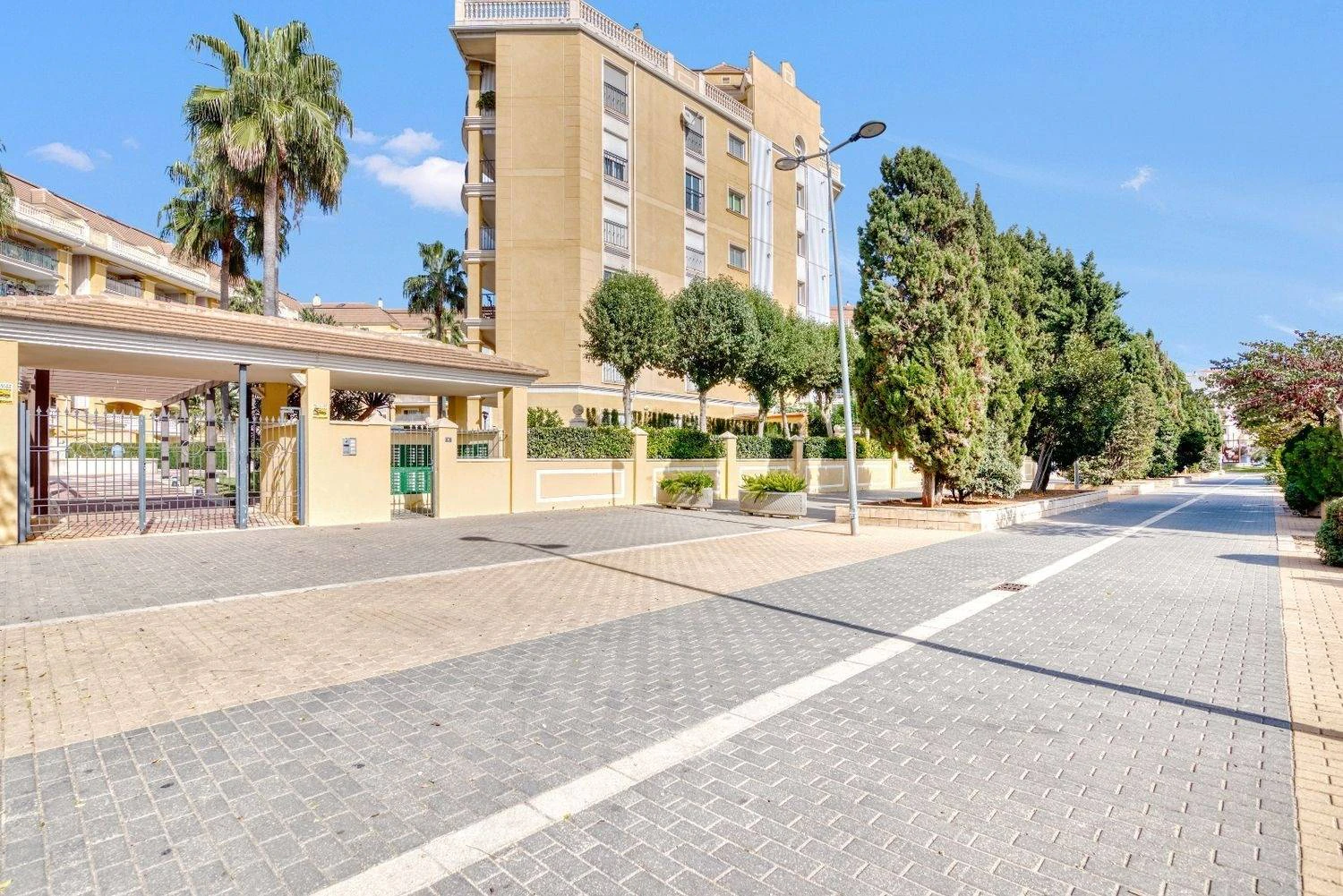 Penthouse for sale in Denia