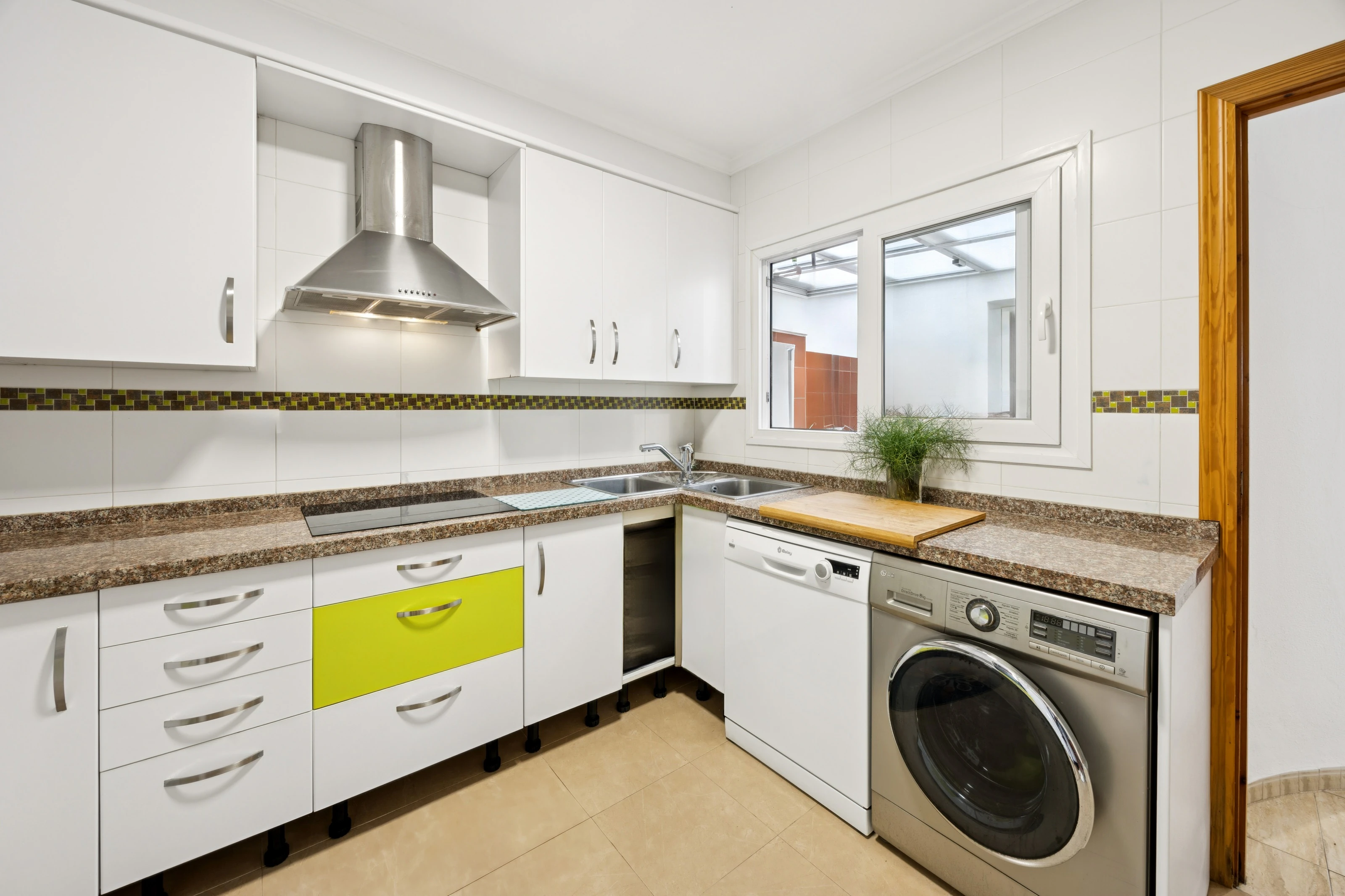 Geschakelde woning te verkoop in Dénia