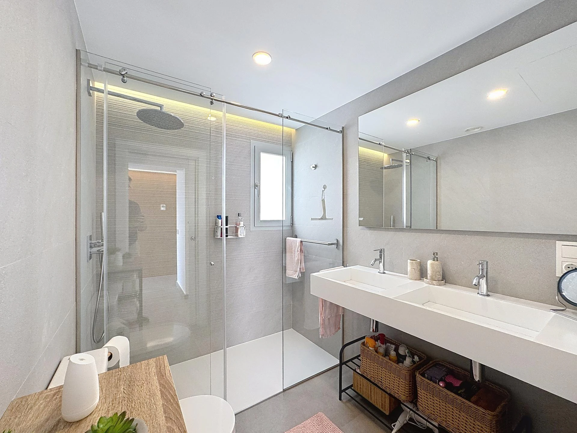 Cumbre del Sol Moderne villa met uitzicht op zee