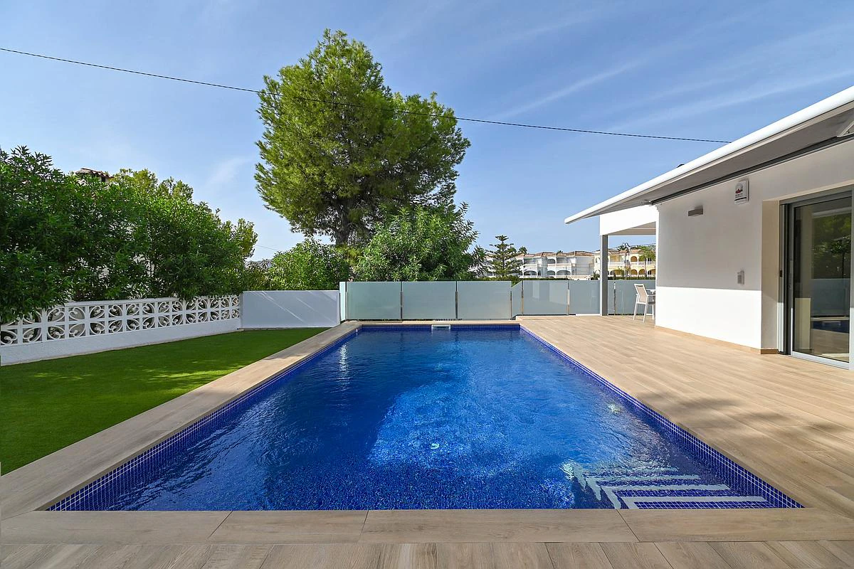 Venta. Villa en Benissa