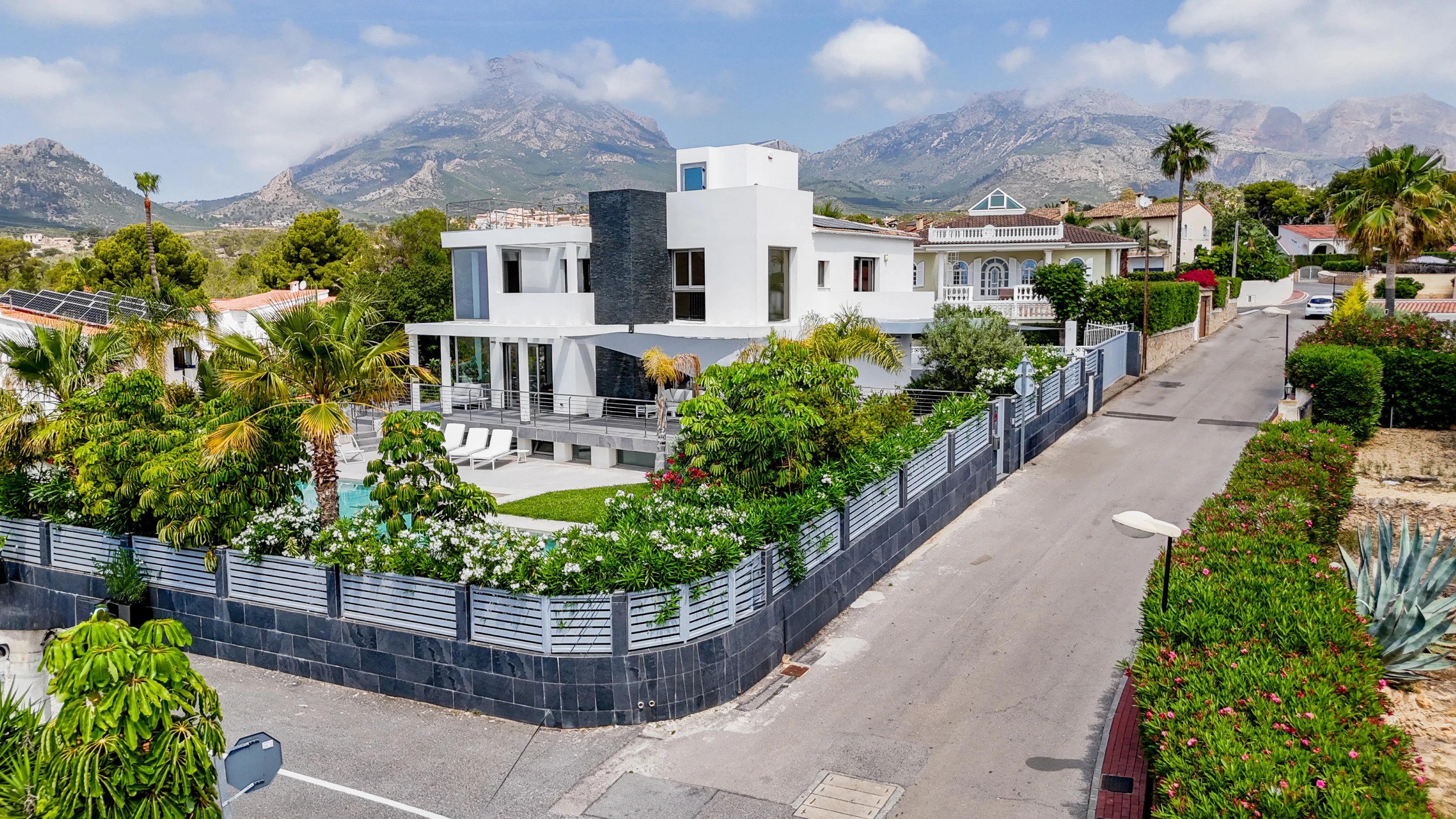 Villa for sale in La Nucia