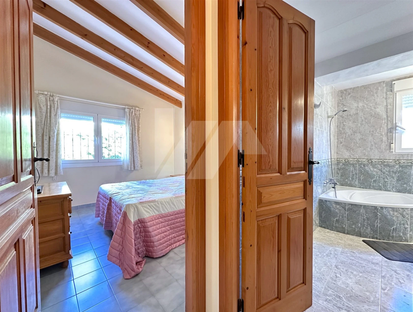 Villa for sale in Benissa, walking distance to Baladrar beach.