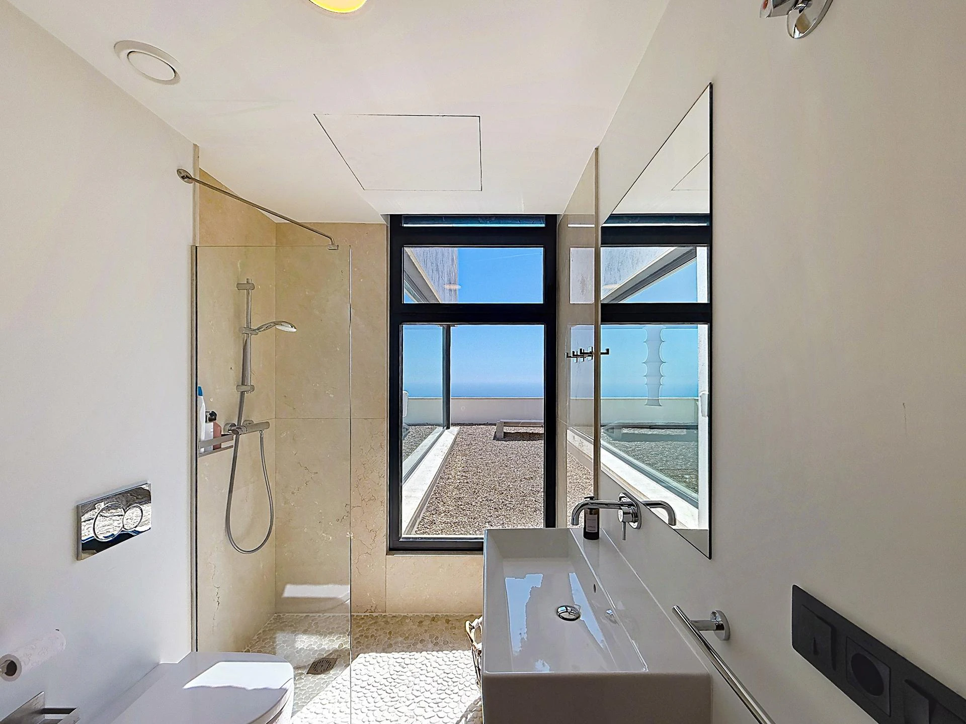 Cumbre del Sol modern villa with panoramic sea views