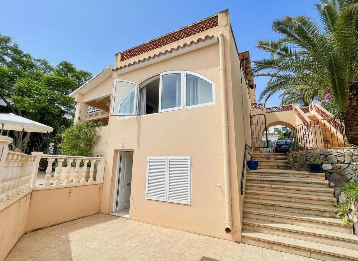 Detached Villa for Sale in Buenavista – Private Pool-Guest Apartment-Near the Beach