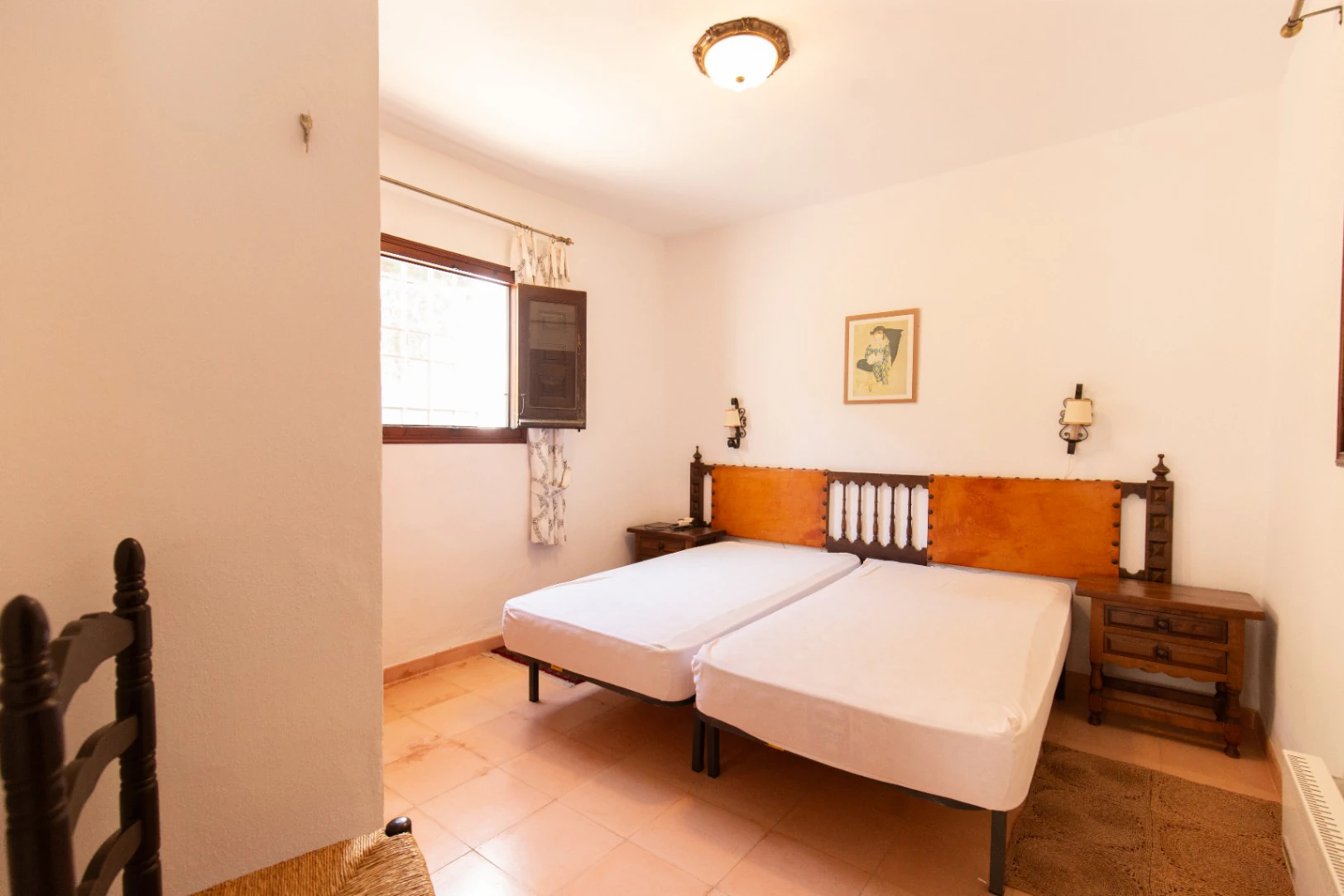 Villa with spectacular sea views in the 'El Tosalet' urbanization in Jávea.