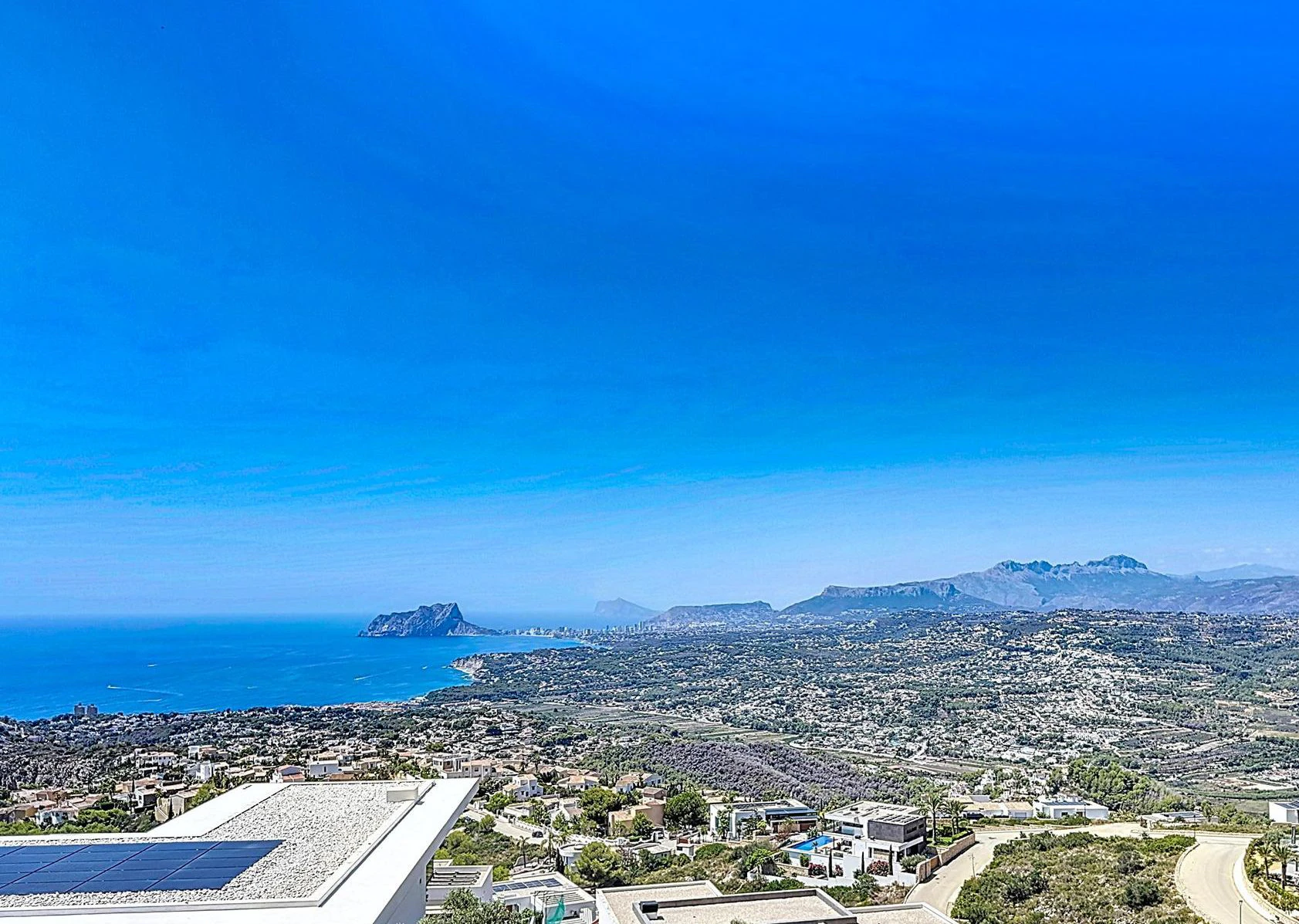 Cumbre del Sol Luxury villa with panoramic views in Jazmines residential area