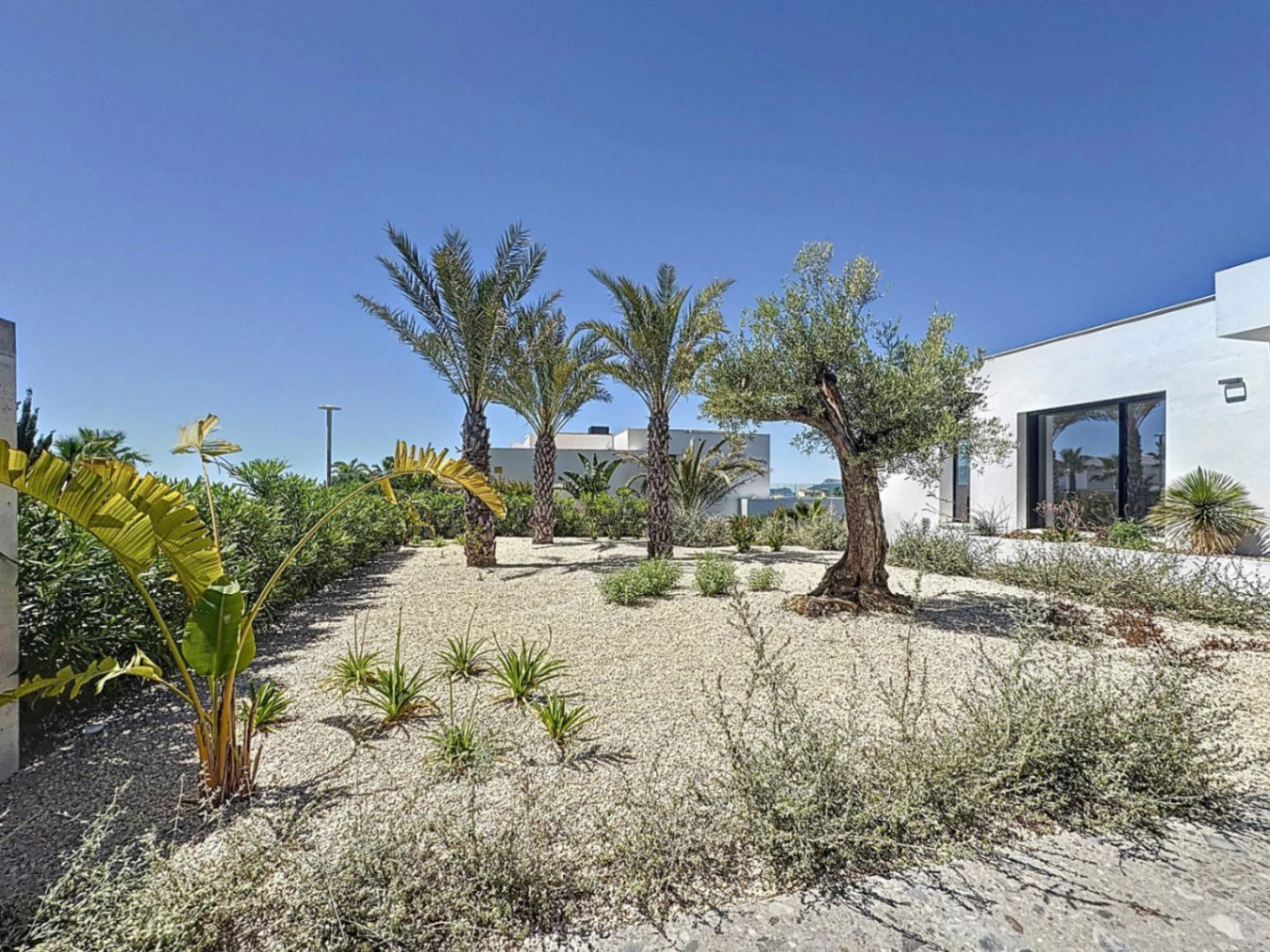 Moderne Villa in Cumbre del Sol mit Meerblick, neu zu beziehen