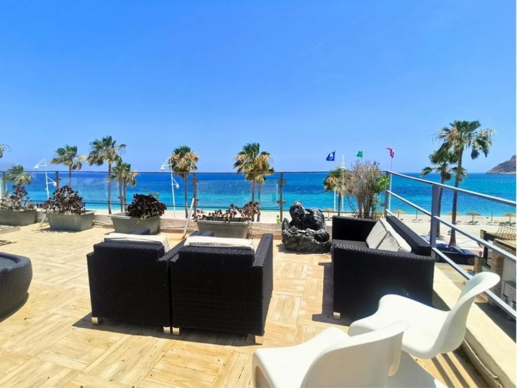 Villa zum verkauf in Albir