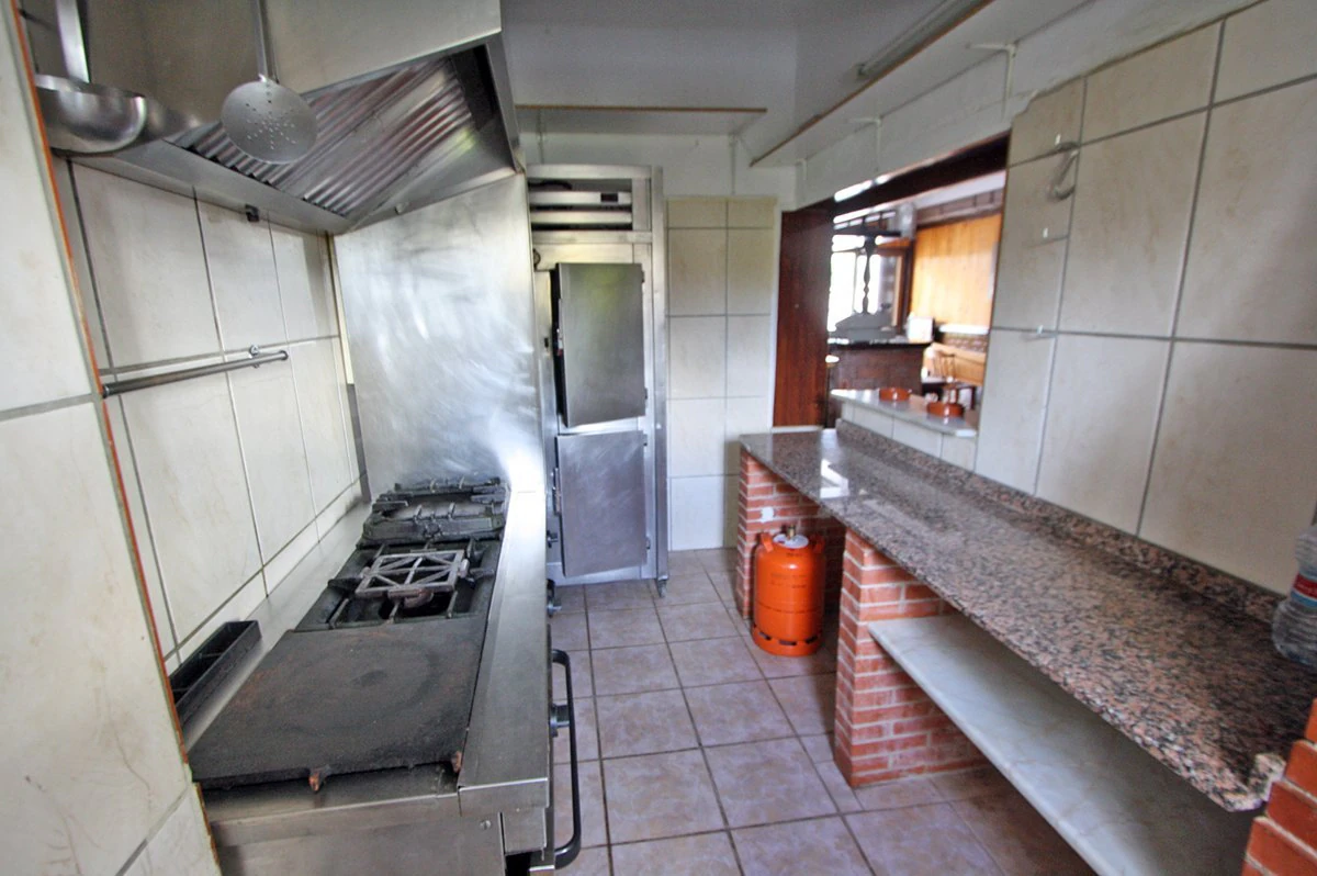 Commercial premises near the beach for sale in Denia