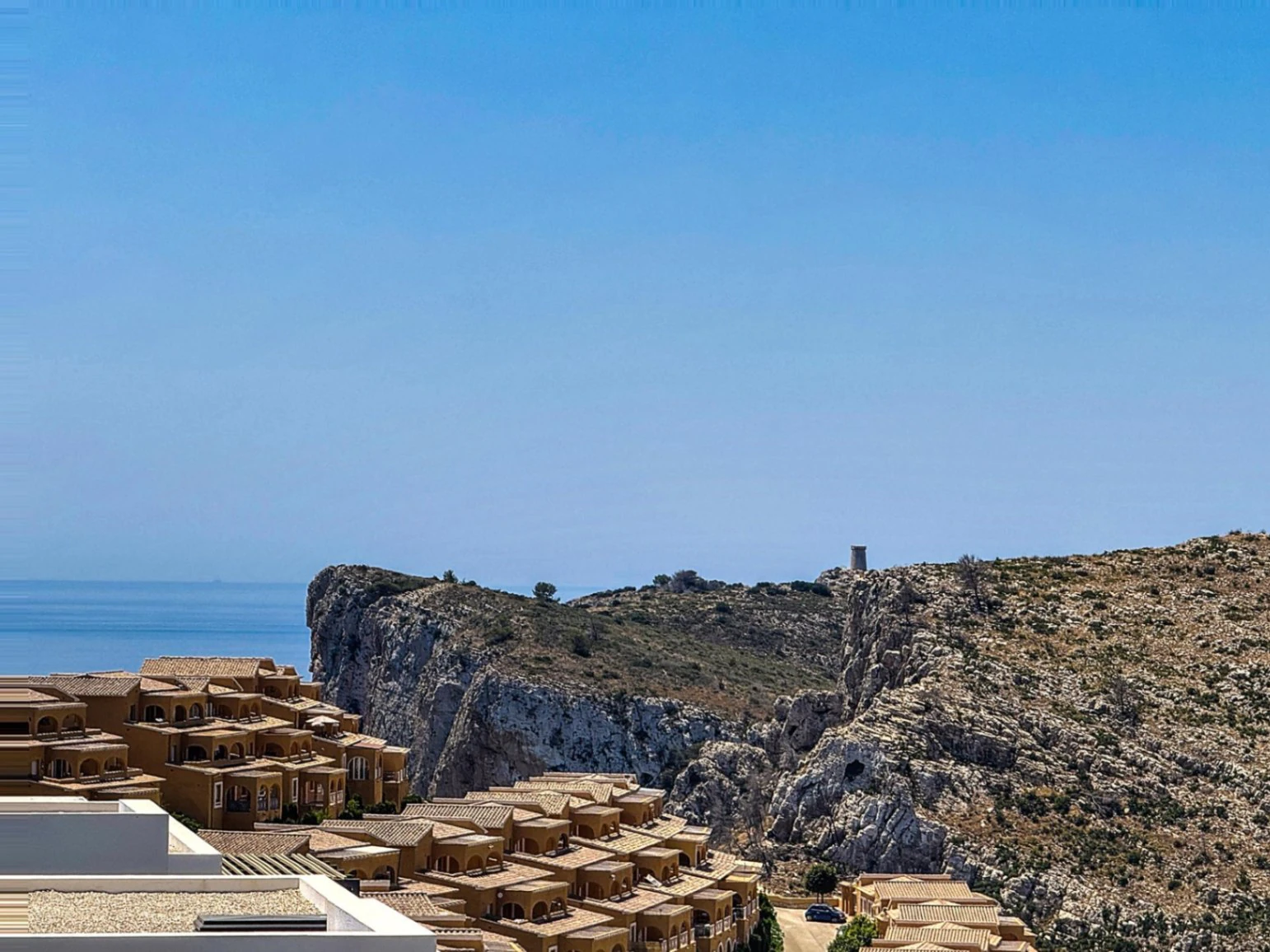 Impressive modern penthouse with panoramic views in Montecala Gardens, Cumbre del Sol.