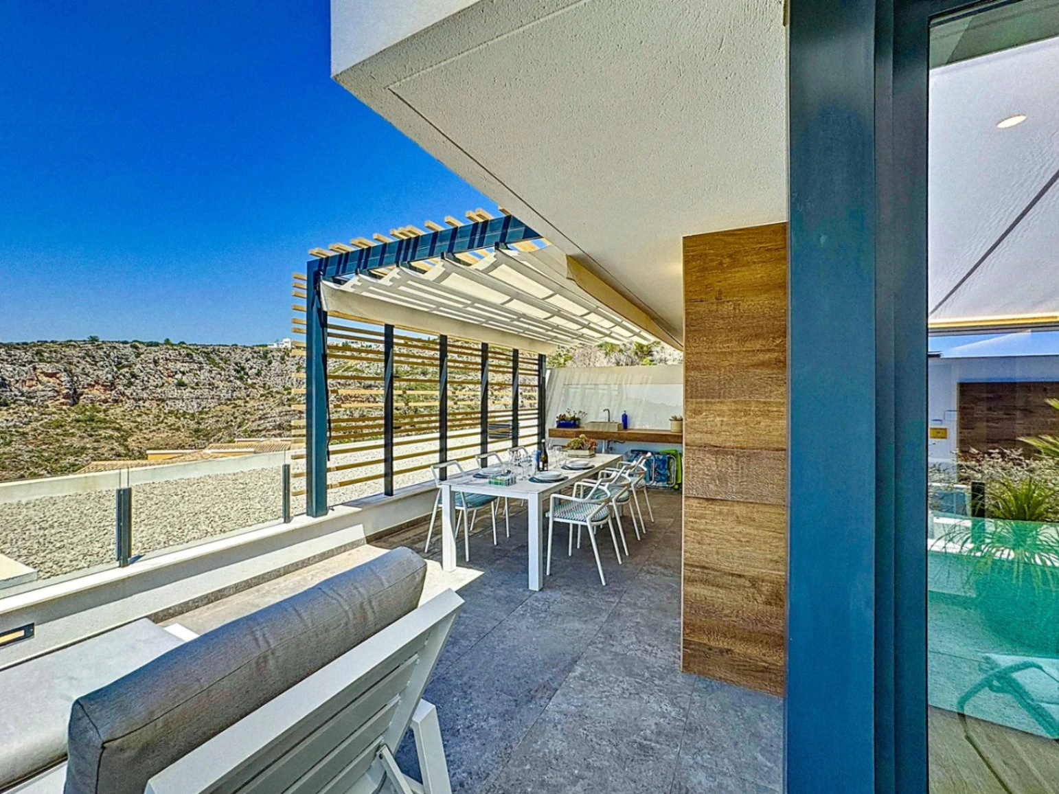 Impressive modern penthouse with panoramic views in Montecala Gardens, Cumbre del Sol.