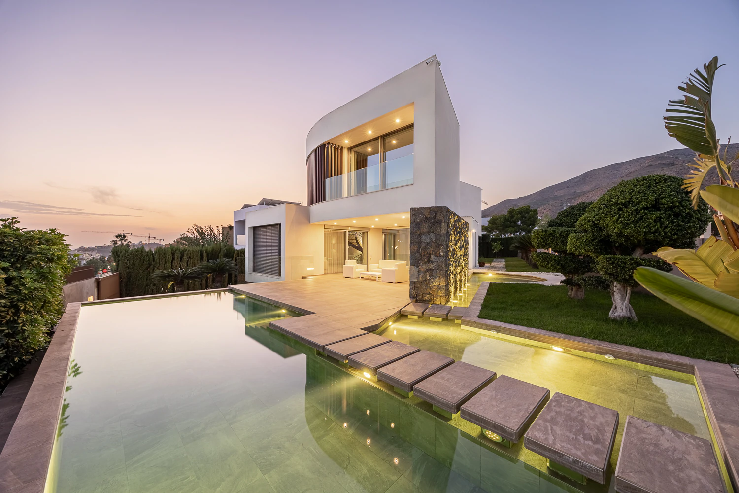 Villa for sale in Finestrat