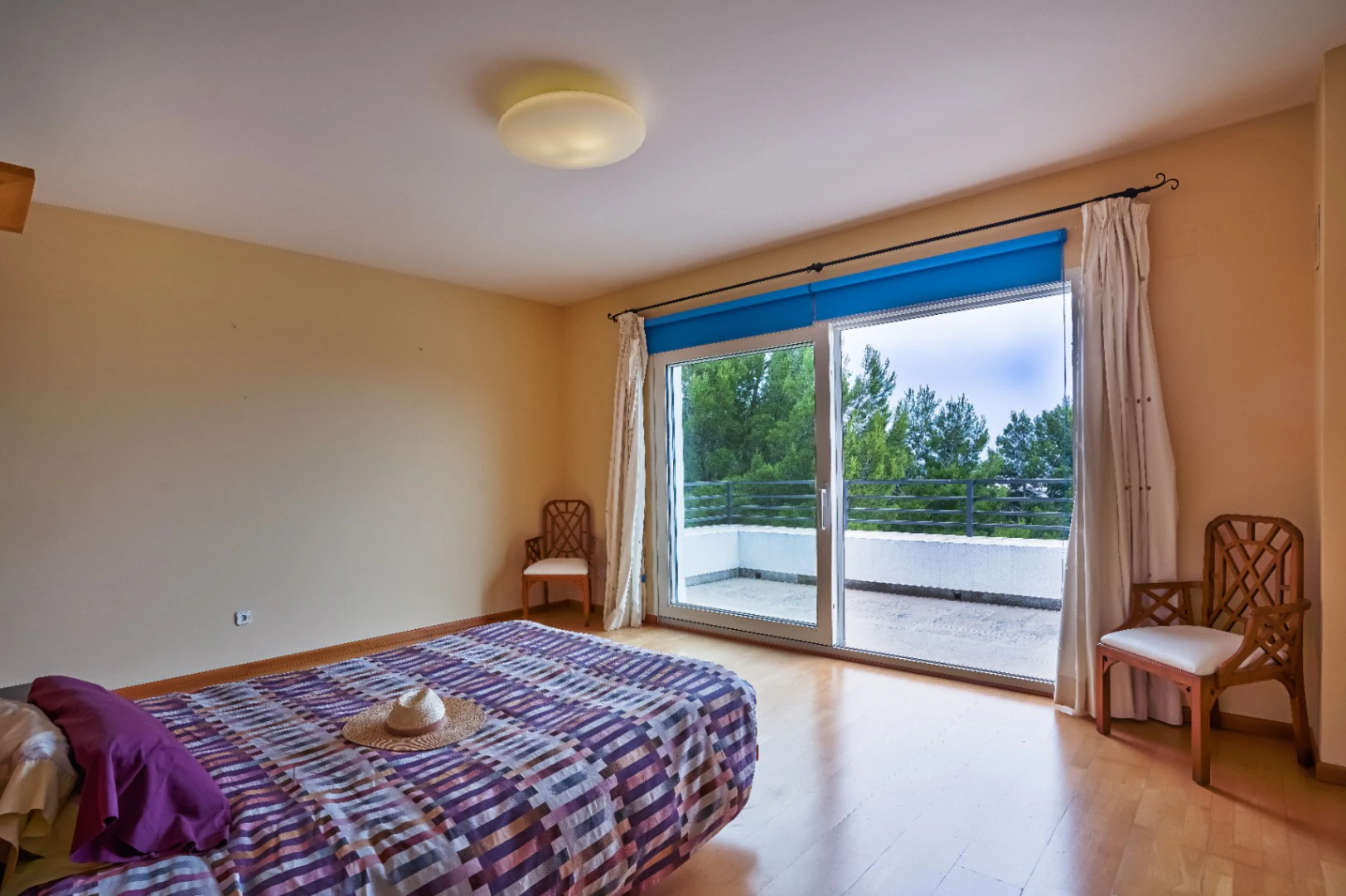 Villa avec vue sur la mer et en plein parc naturel du Montgó, à Dénia