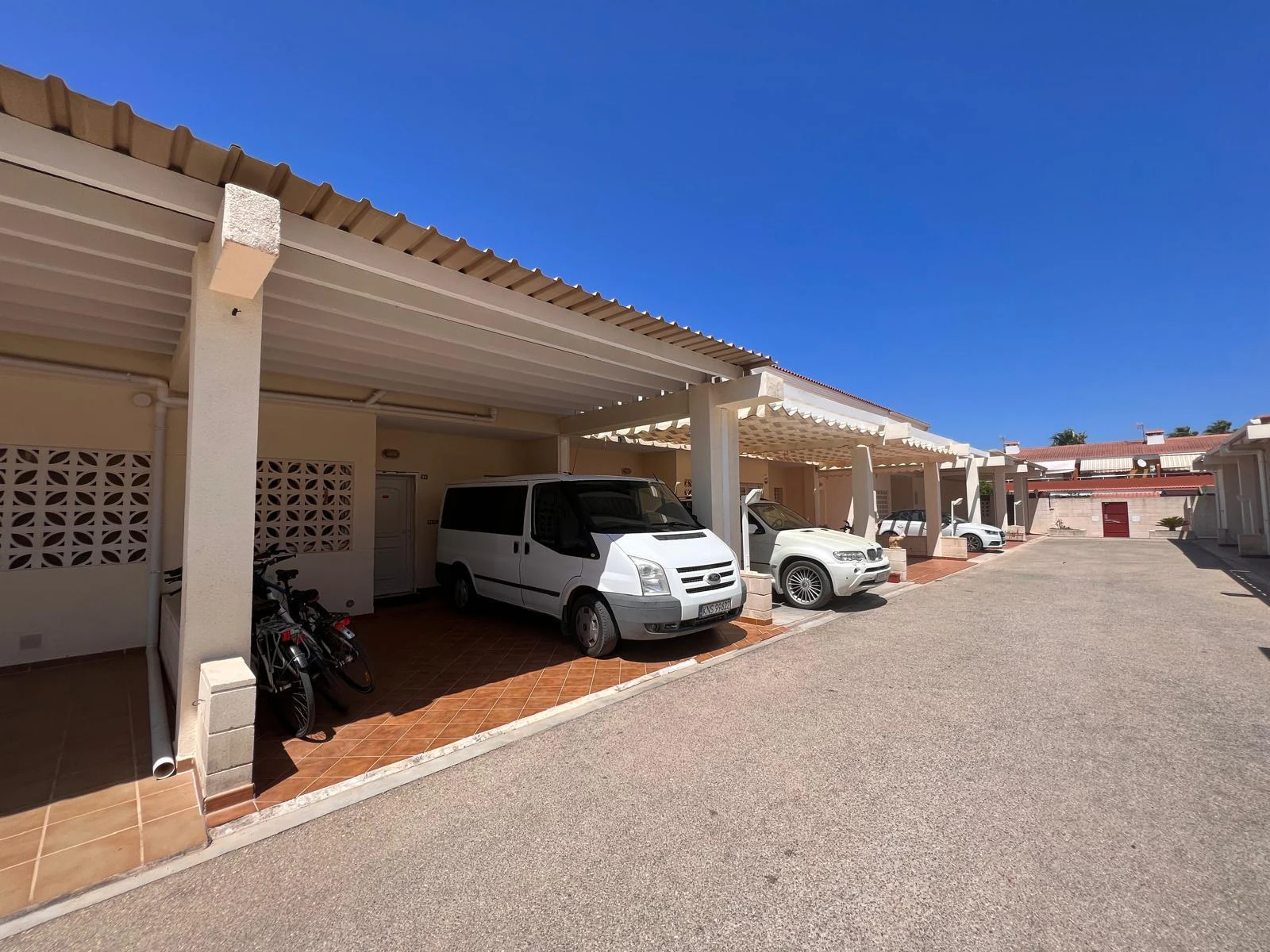 Reihenhaus zu verkaufen in der Nähe von Playa Amadrava