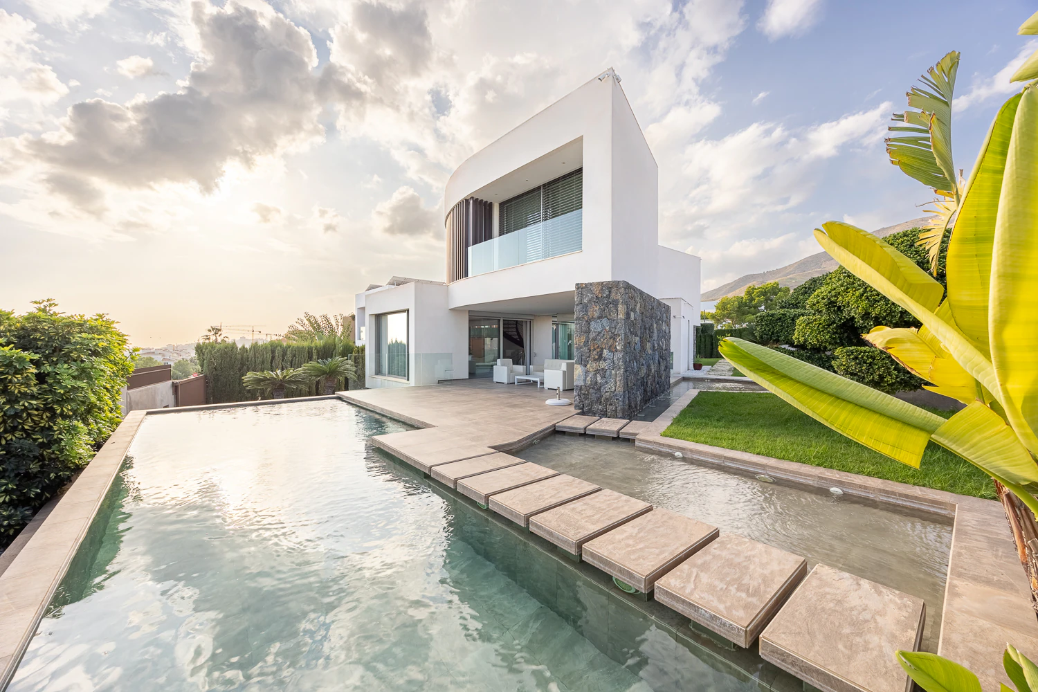 Villa for sale in Finestrat