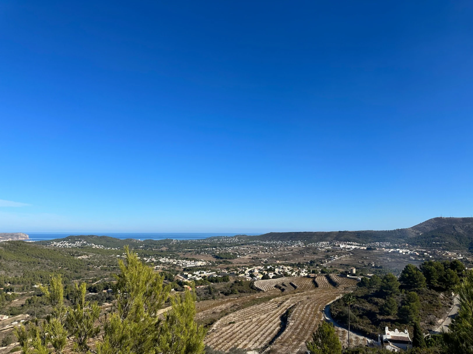 Terreno rustico con vistas