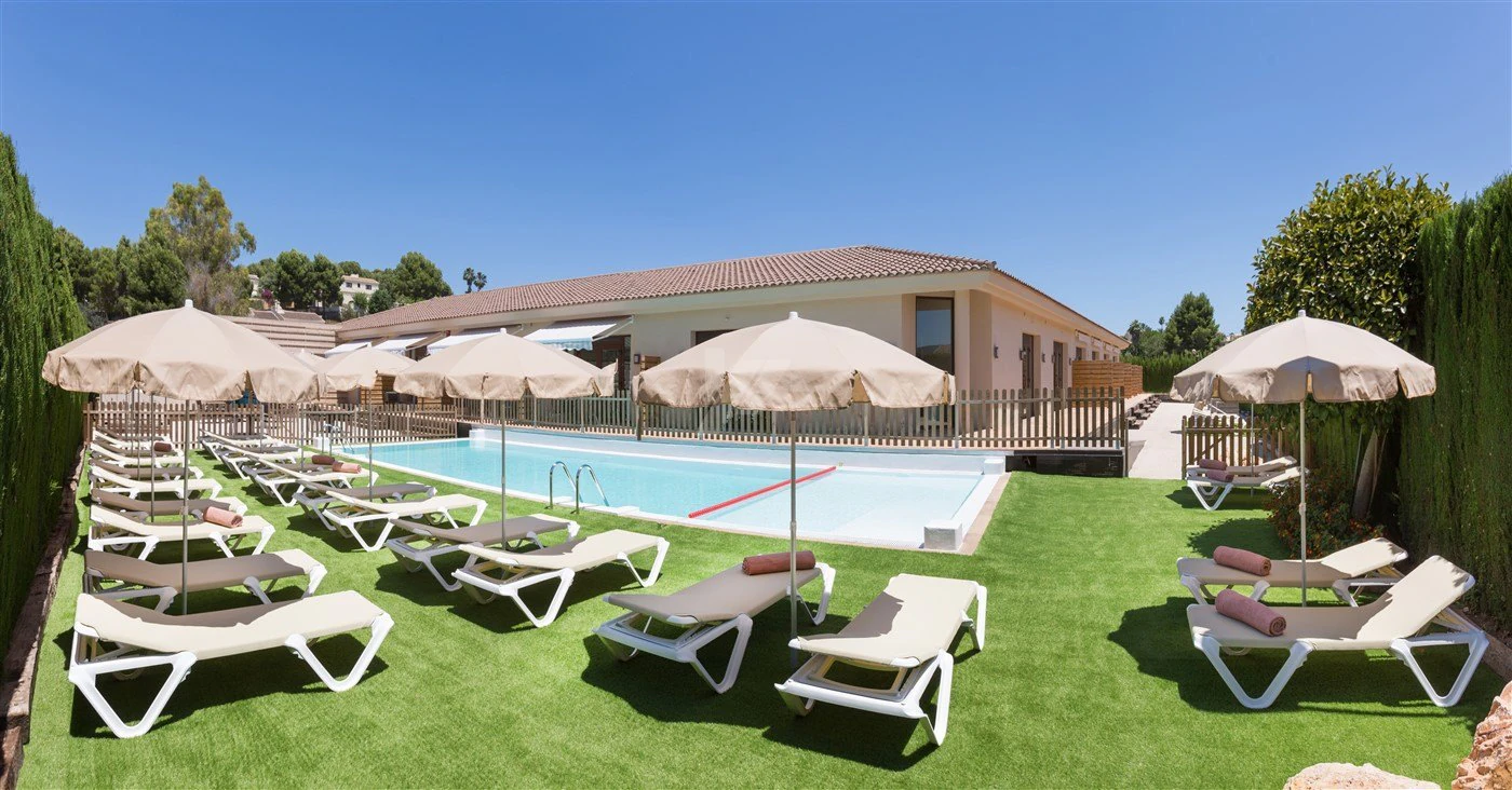Nice hotel for sale in Jávea.