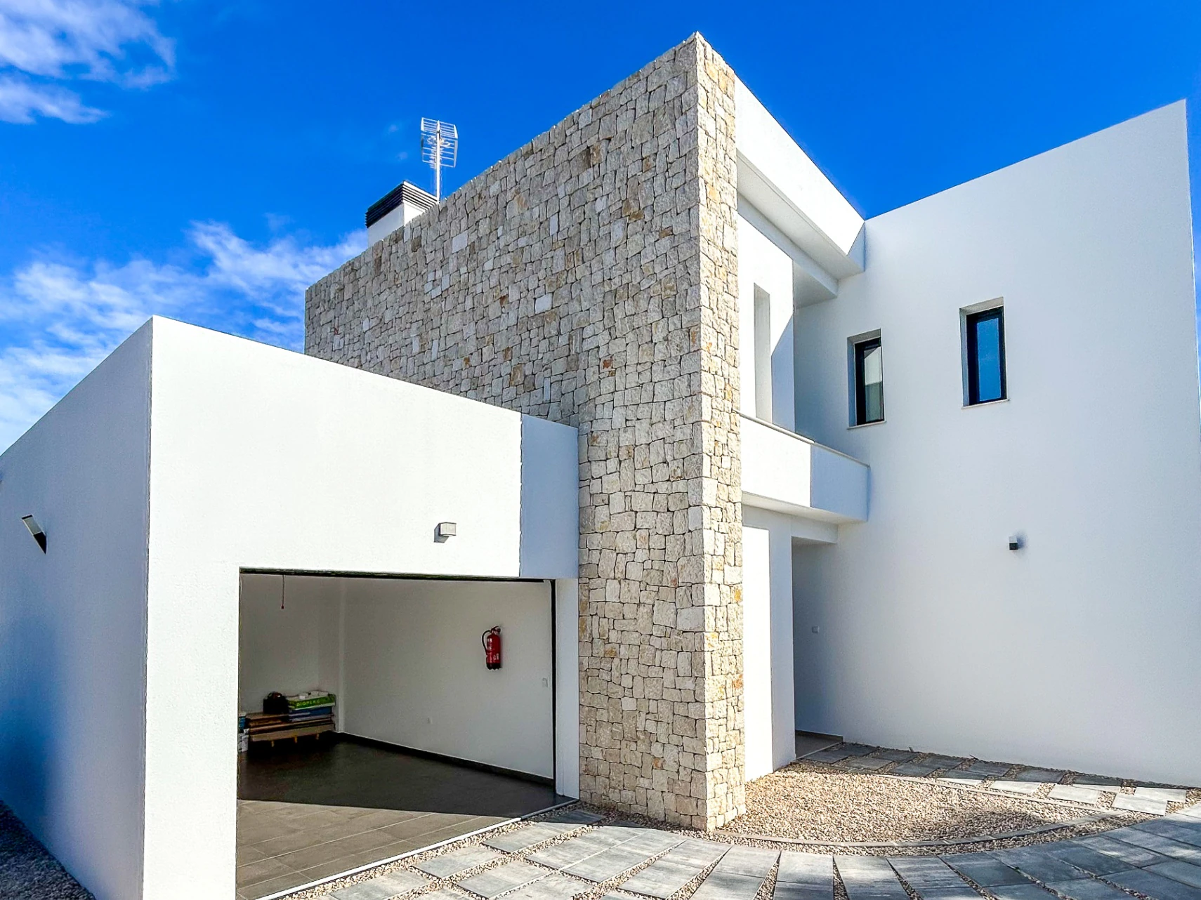 Neu gebaute Villa in Benissa mit Privatpool und Meerblick