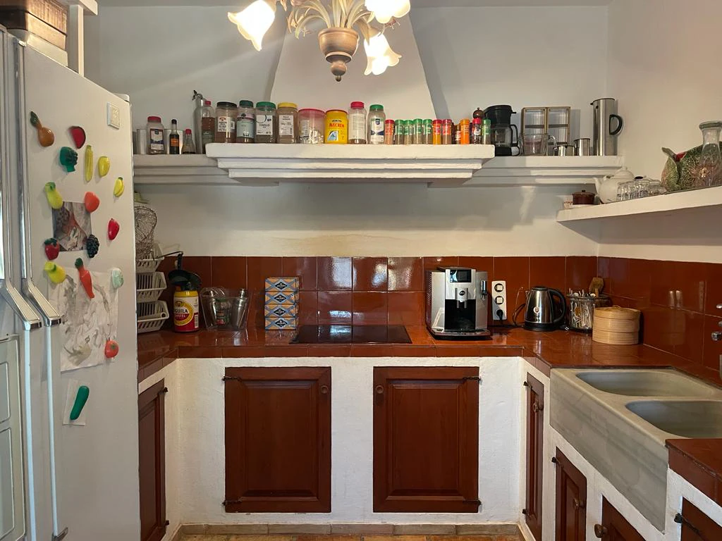 Double-Level 3 Bedroom House Pueblo Alcasar Pool Gardens & Facilities