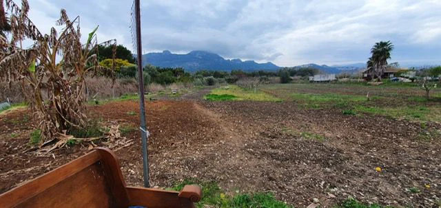 For Sale. Country house in Denia