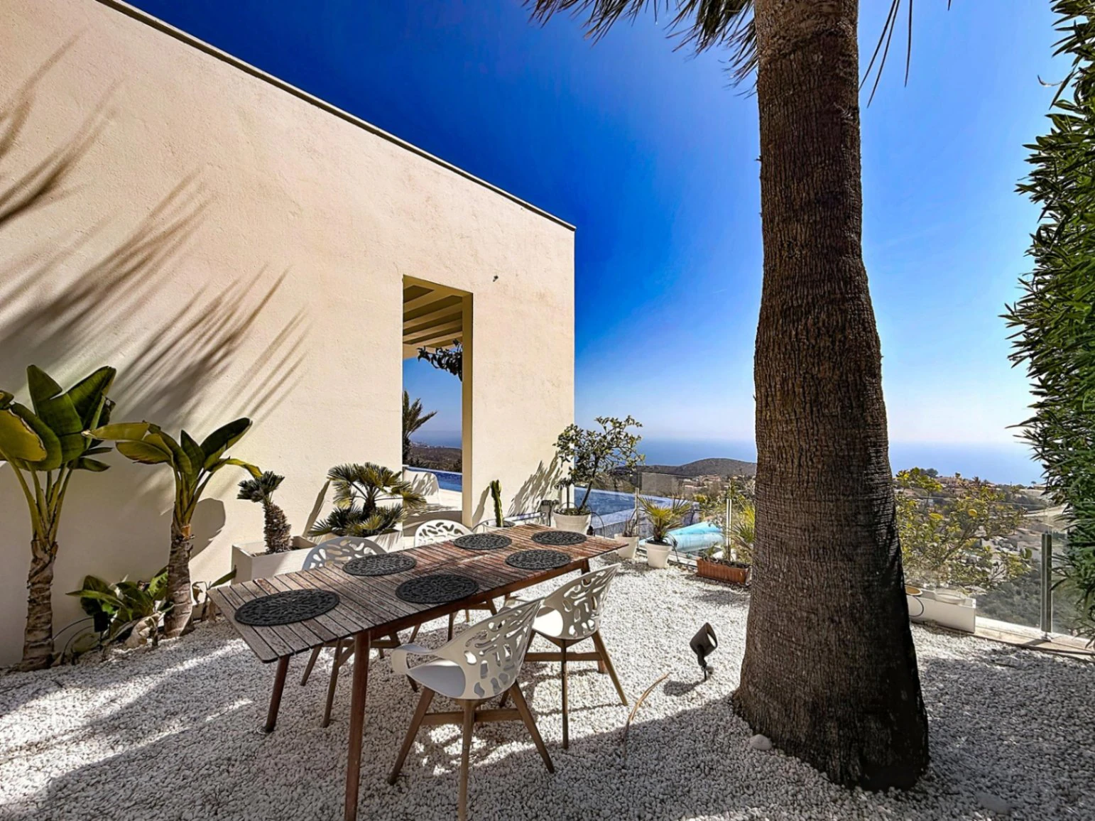 Cumbre del Sol modern villa with panoramic sea views