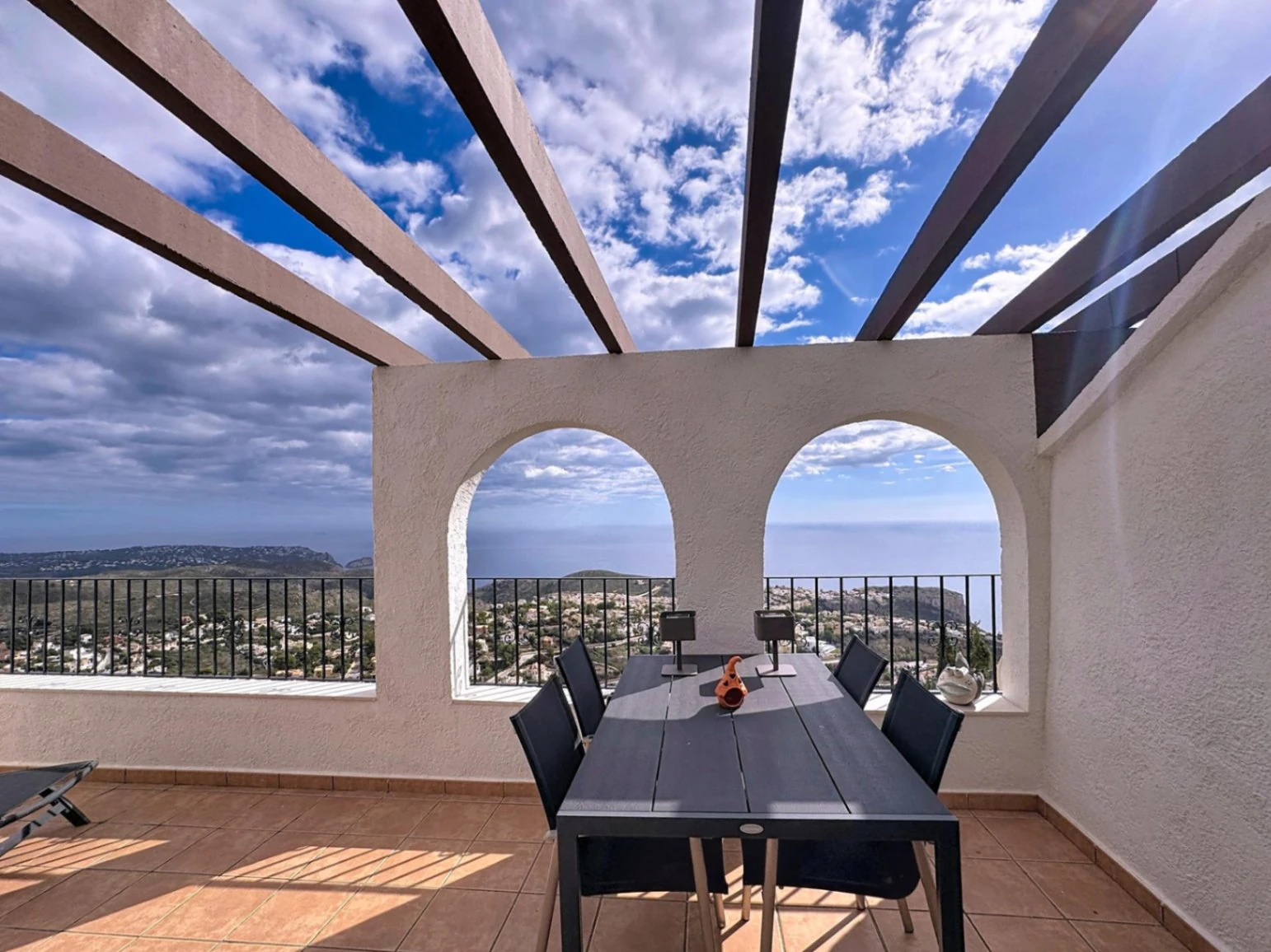 Cumbre del Sol duplex apartment with sea views
