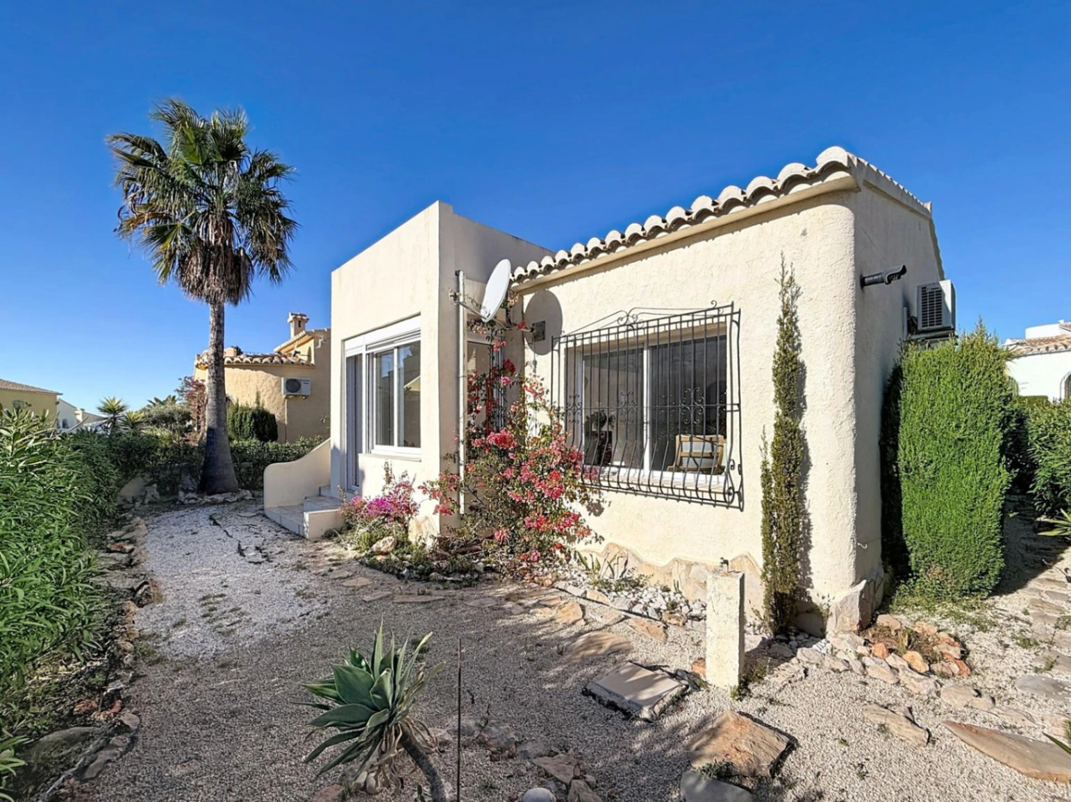 Cumbre del Sol Villa met uitzicht op zee en gemeenschappelijk zwembad