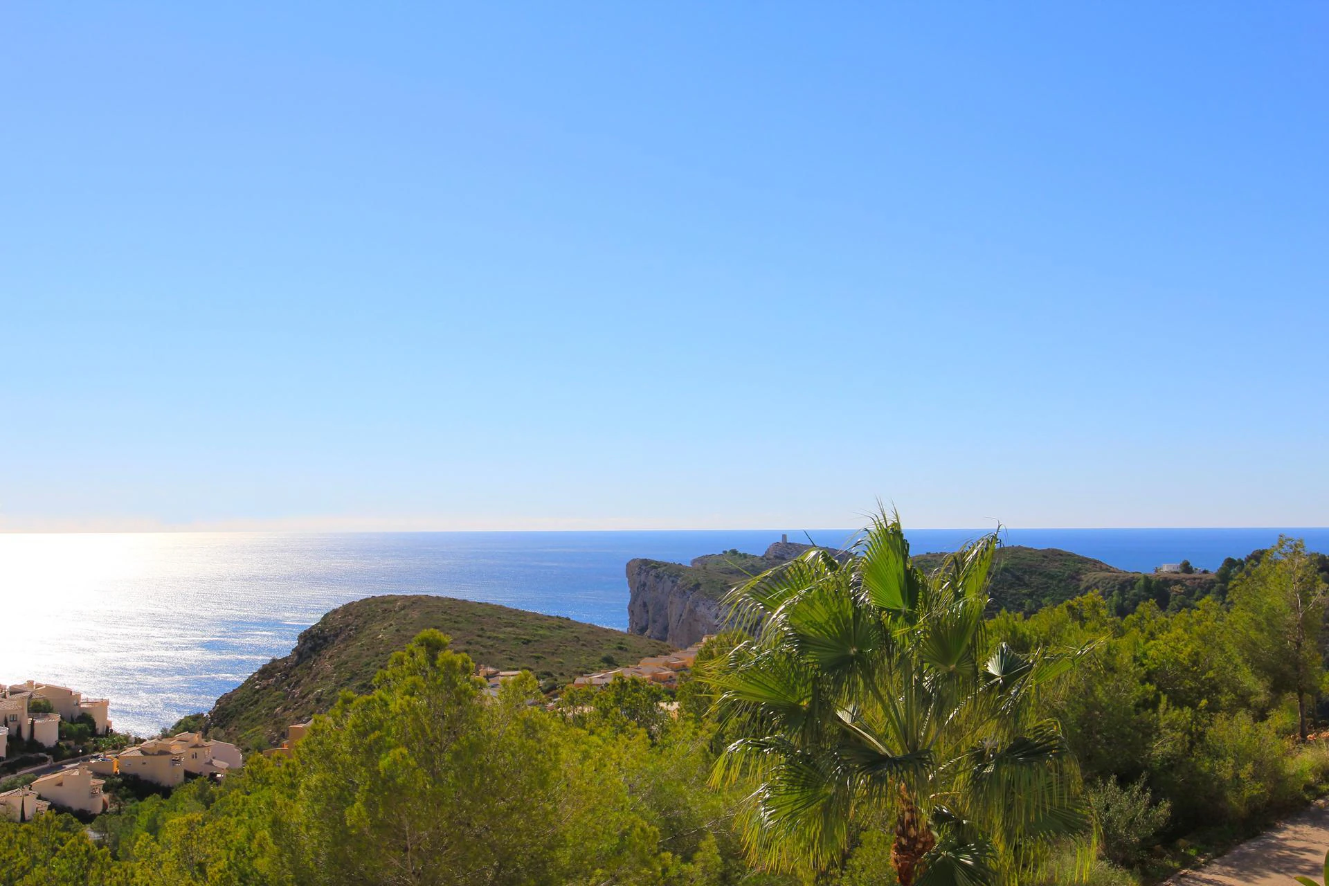Cumbre del Sol urban plot with sea views
