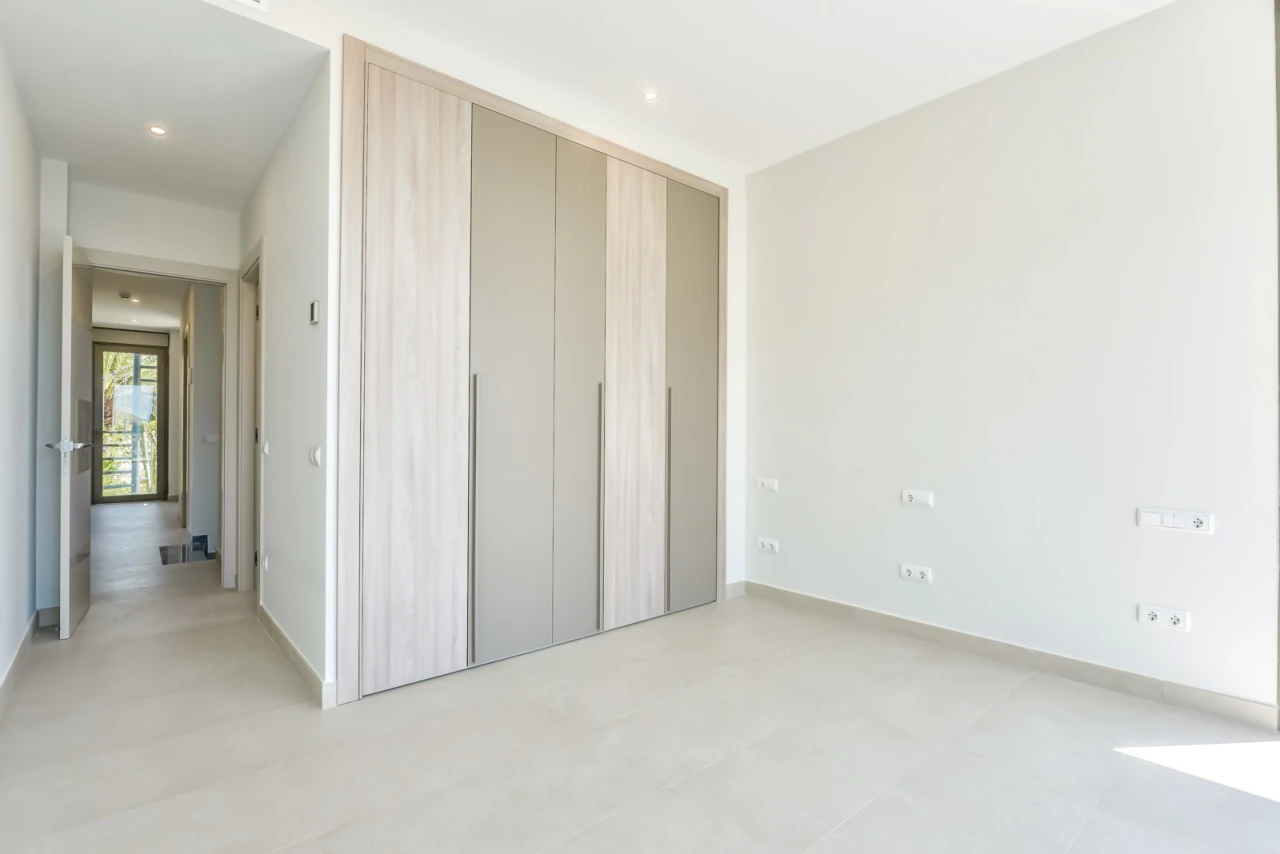 6 Schlafzimmer, 6 Badezimmer Villa zum Verkauf in Calpe