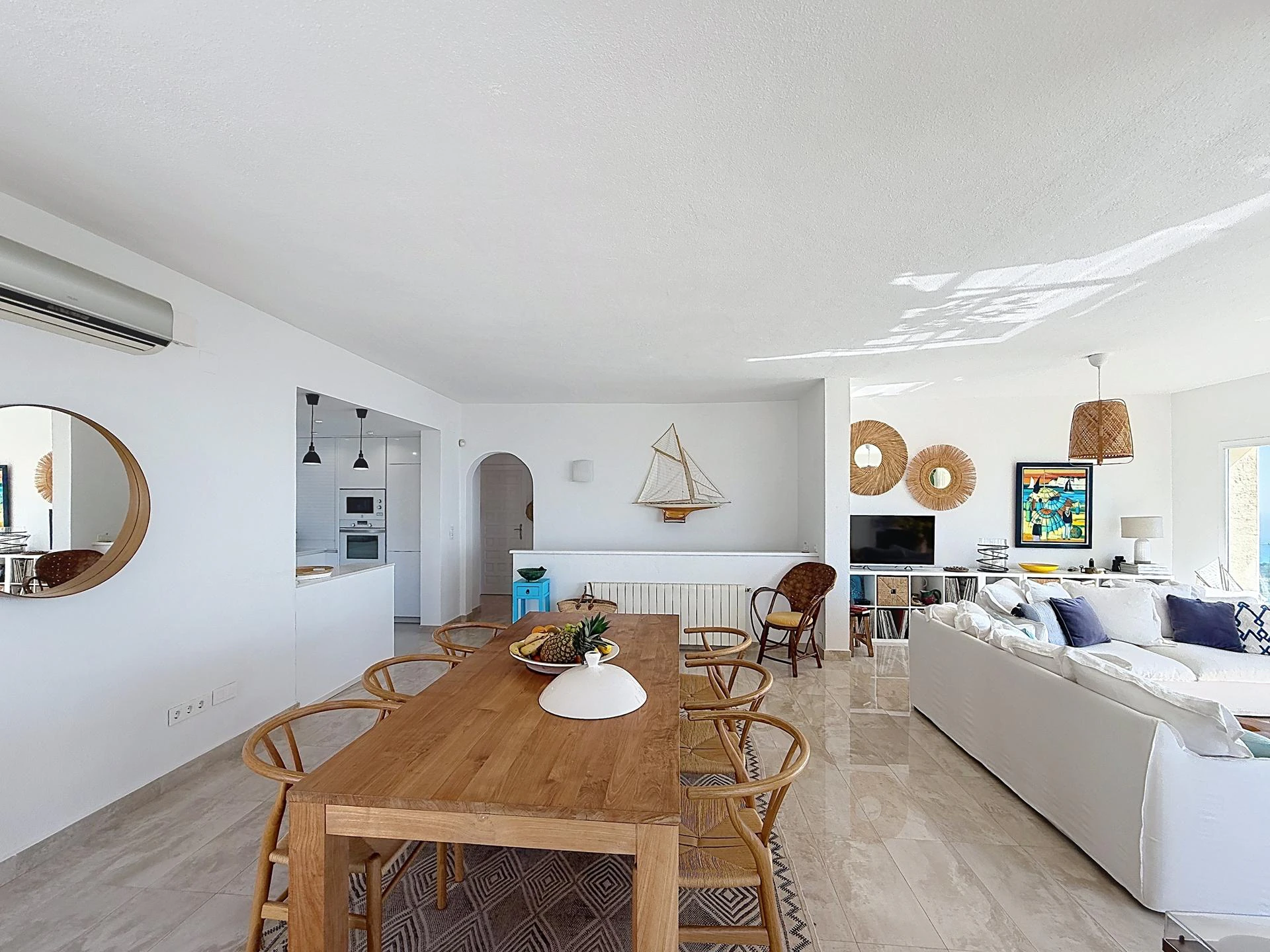 Cumbre del Sol villa renovated with spectacular sea views