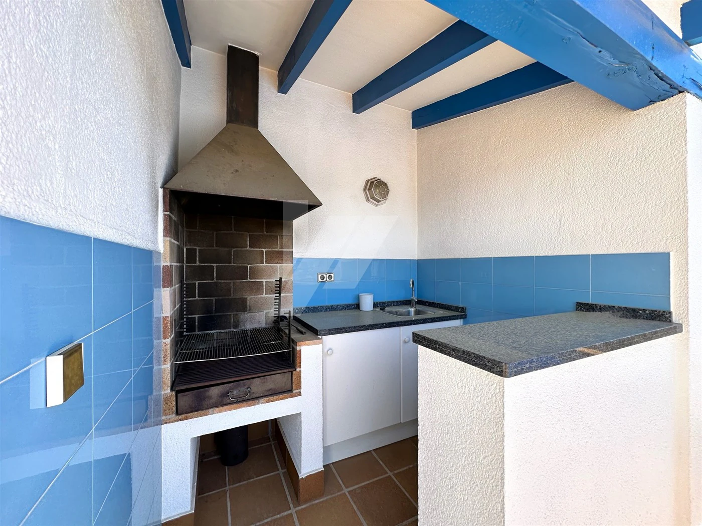 Uitzonderlijke villa te koop met uitzicht op zee in Moraira.