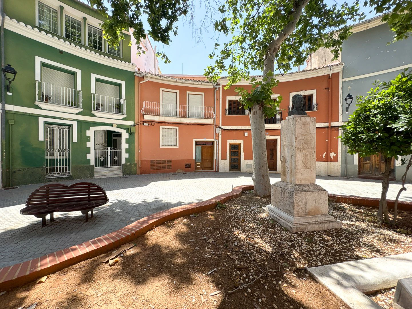 Completing farm in the heart of Dénia.