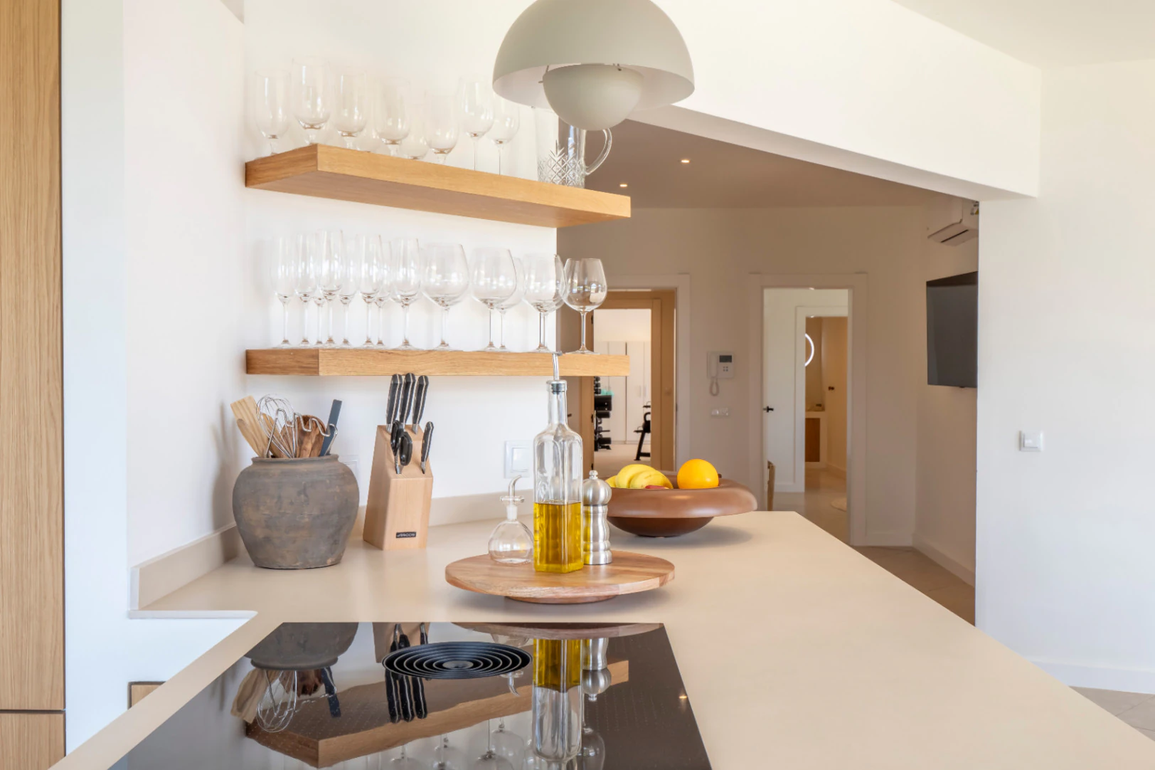 Recently renovated villa with stunning panoramic views of Jávea.
