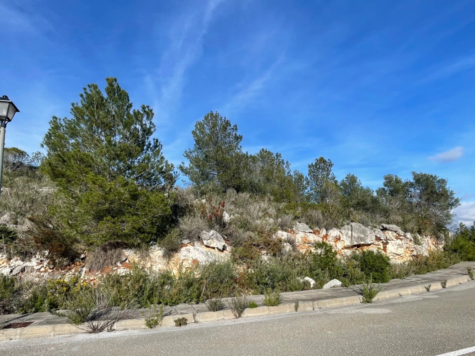 Urban plot just 10 km from Denia