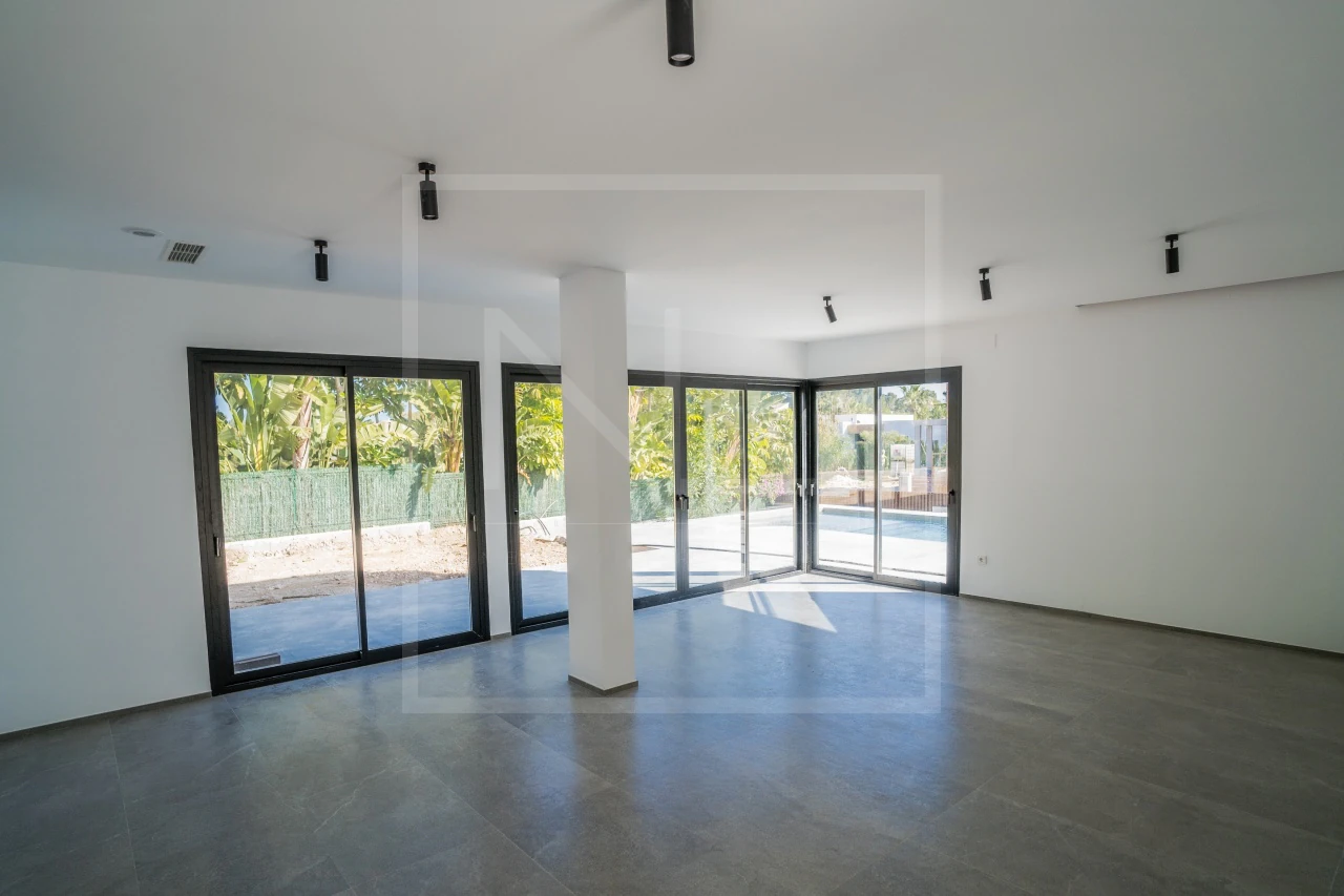 3 bedroom 2 bathroom Detached Brand New Villa For Sale in Javea