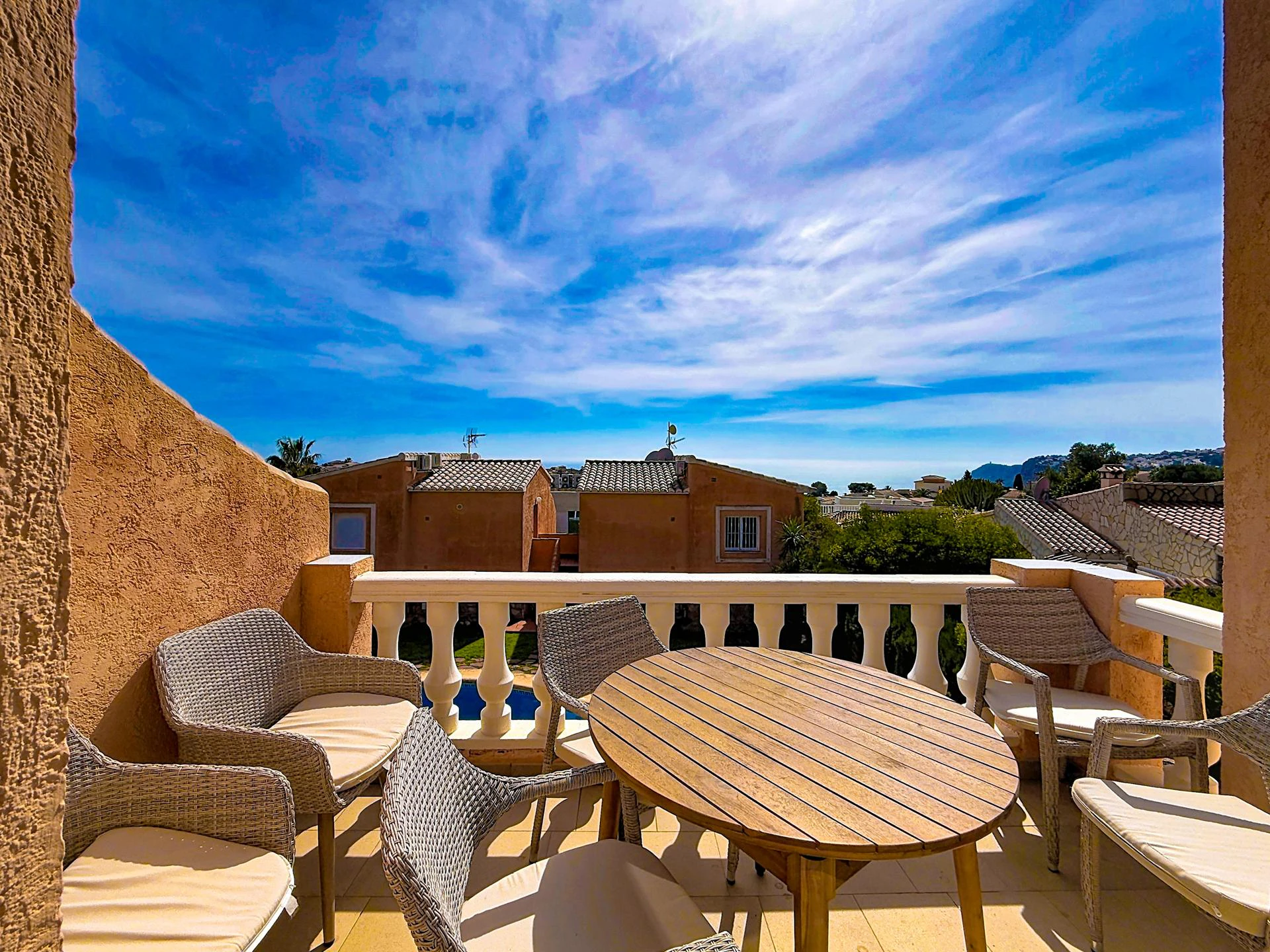 Cumbre del Sol appartement gerenoveerd met uitzicht op zee