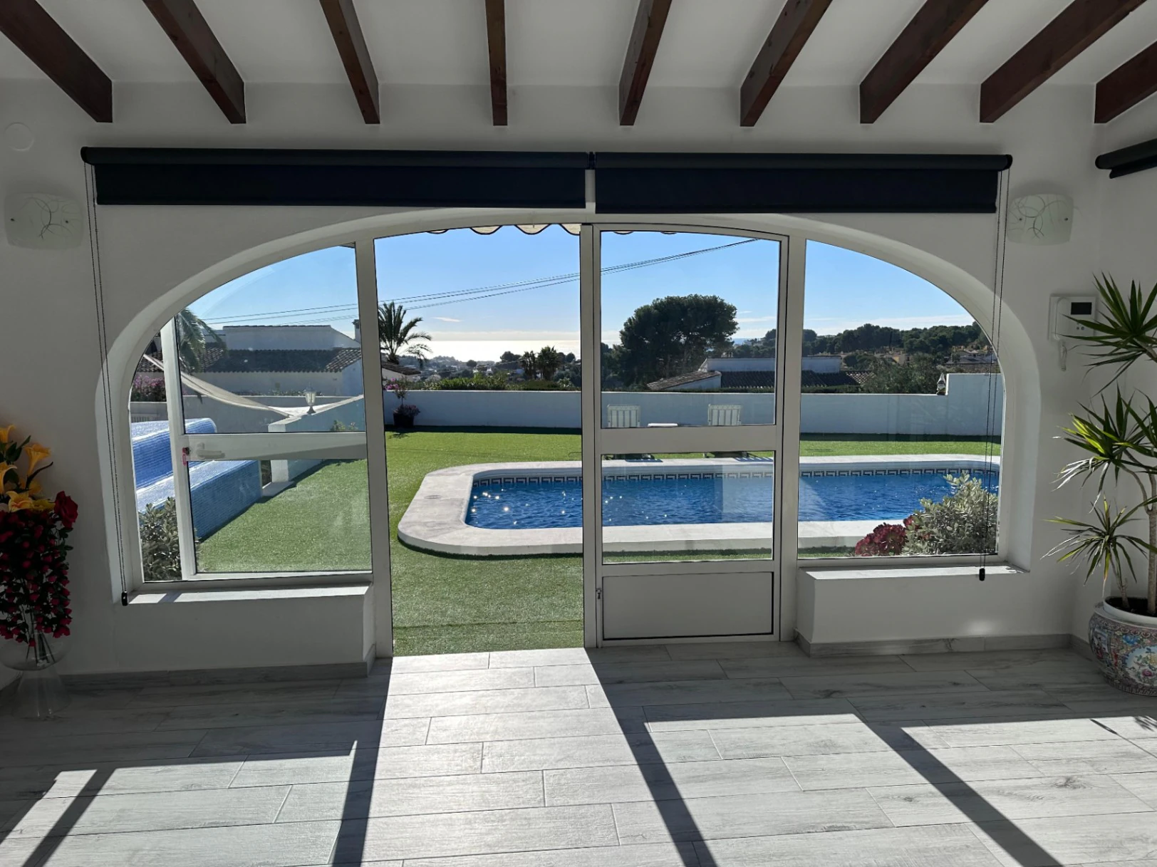 Villa de una sola planta con vistas al mar en venta en Moraira