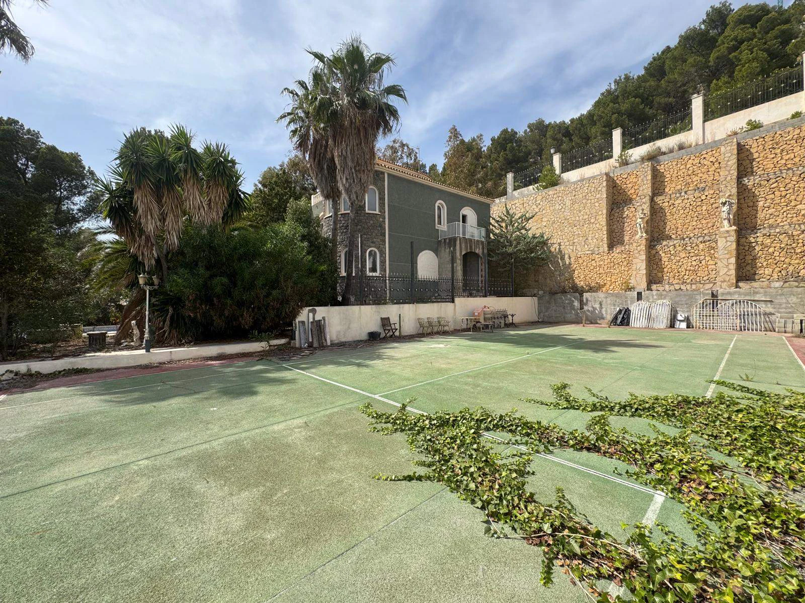 Villa for sale in Altea