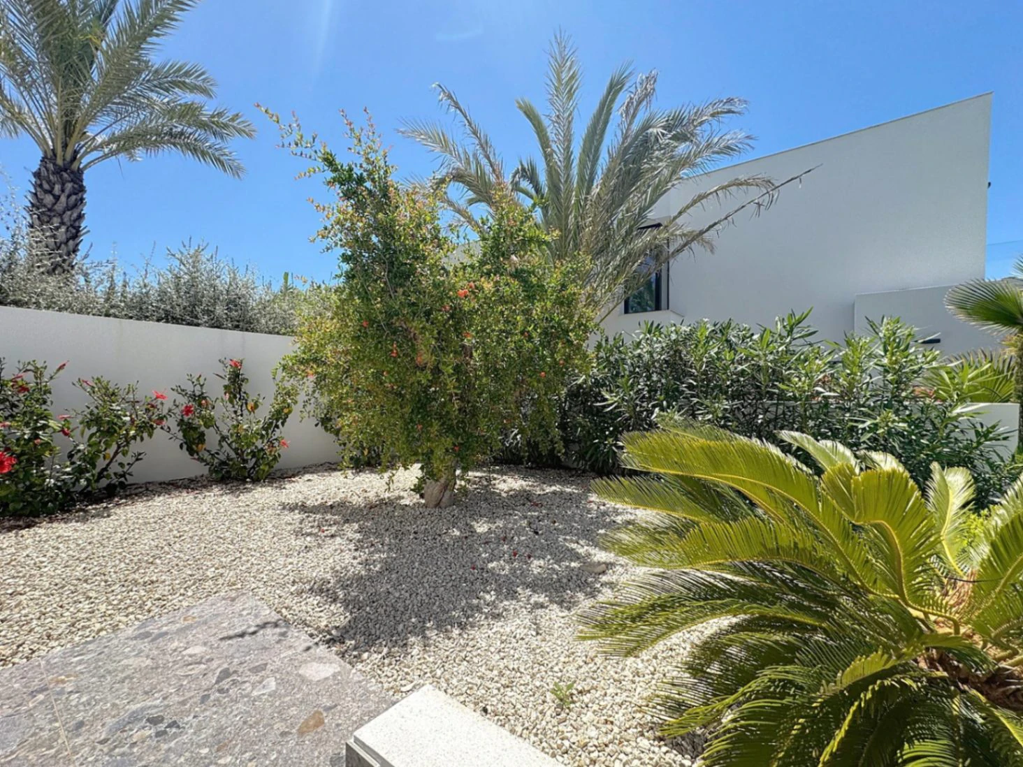 Moderne Villa in Cumbre del Sol mit Meerblick, neu zu beziehen