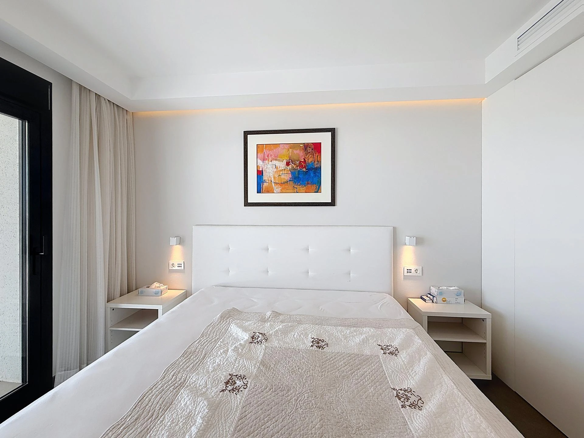 Cumbre del Sol luxe modern penthouse met uitzicht op de kliffen en de zee