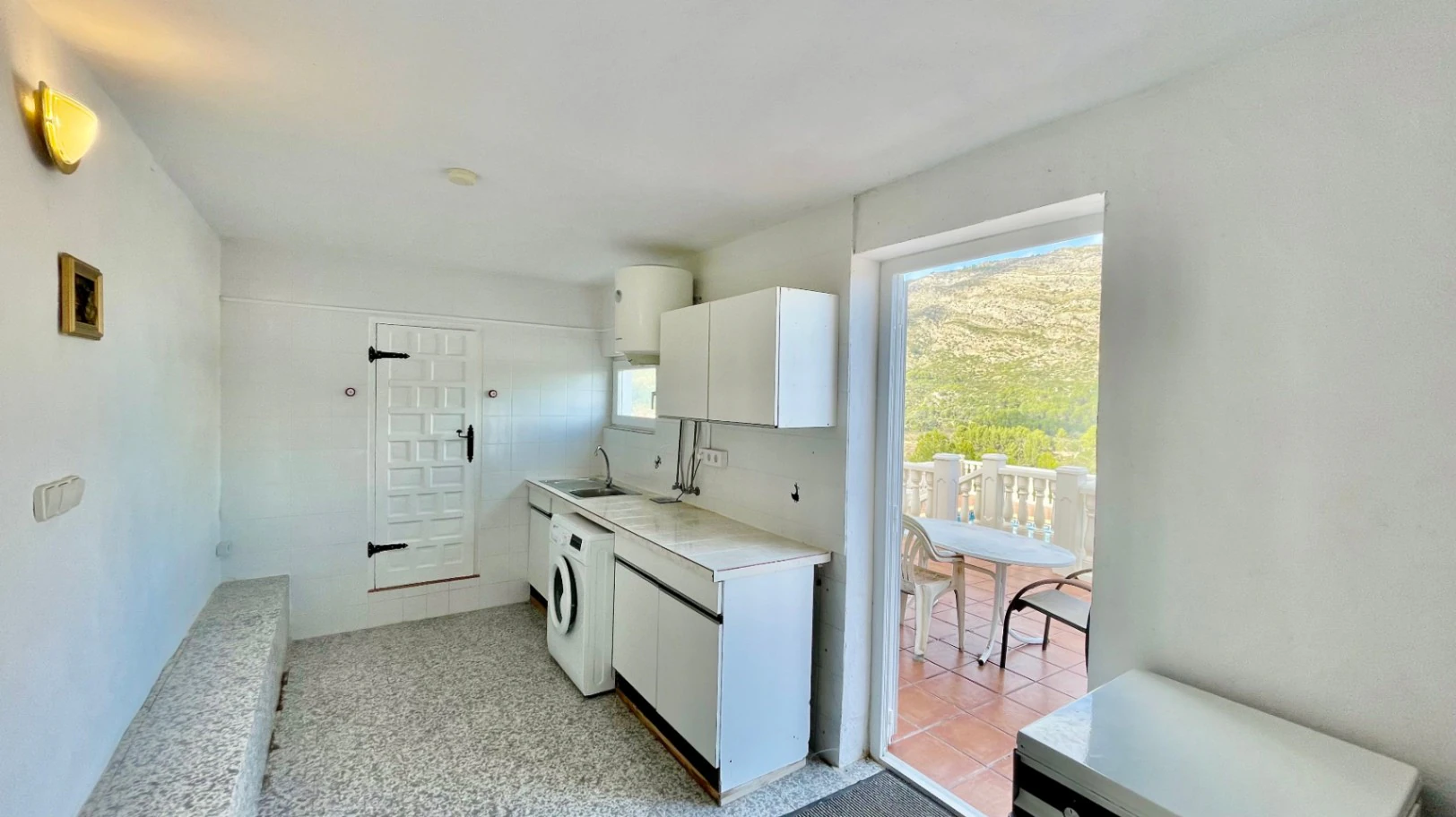 Villa for sale in Benigembla: Peaceful, rural, completely private