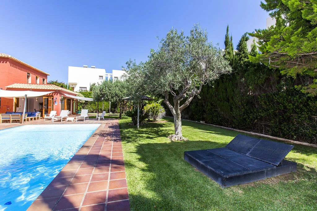 Villa with direct access to one of the best beaches in Dénia