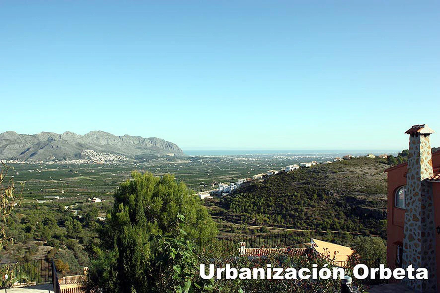 Neu gebaute Villa Orba (Alicante)
