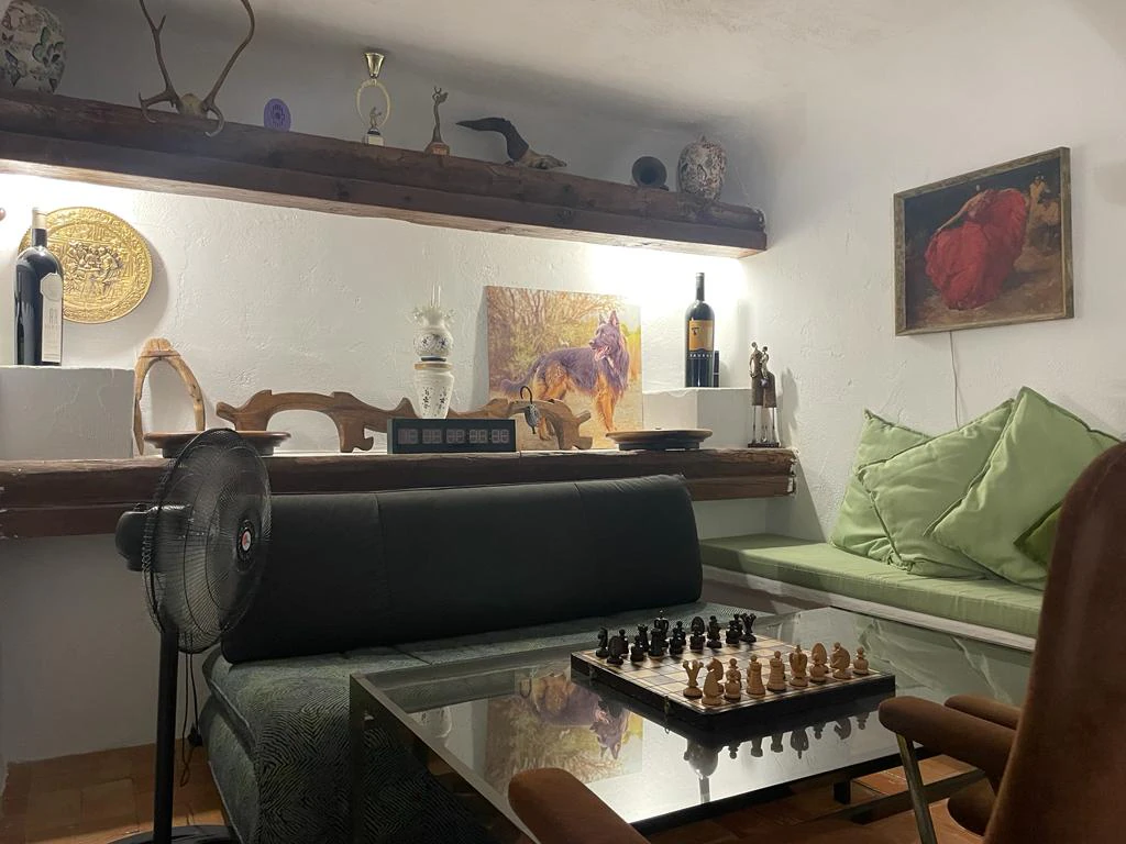 Double-Level 3 Bedroom House Pueblo Alcasar Pool Gardens & Facilities