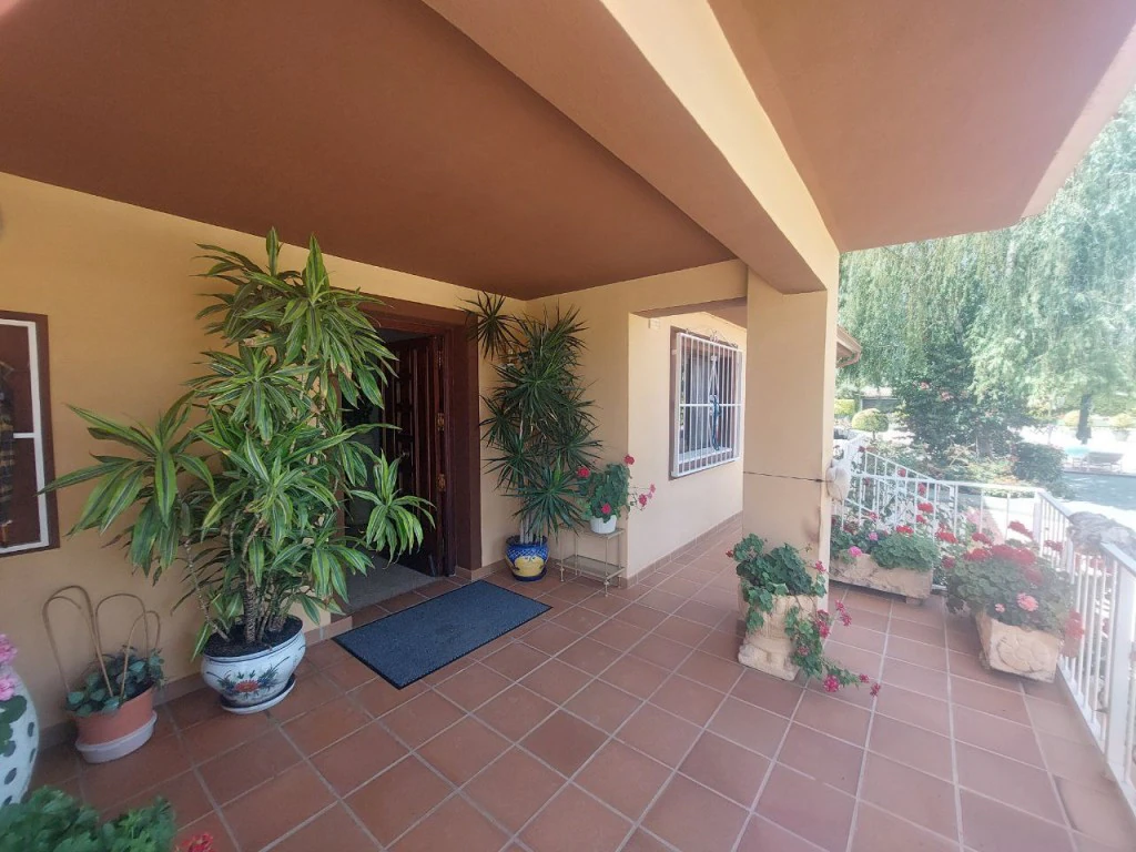 Detached Villa zum verkauf in Albir
