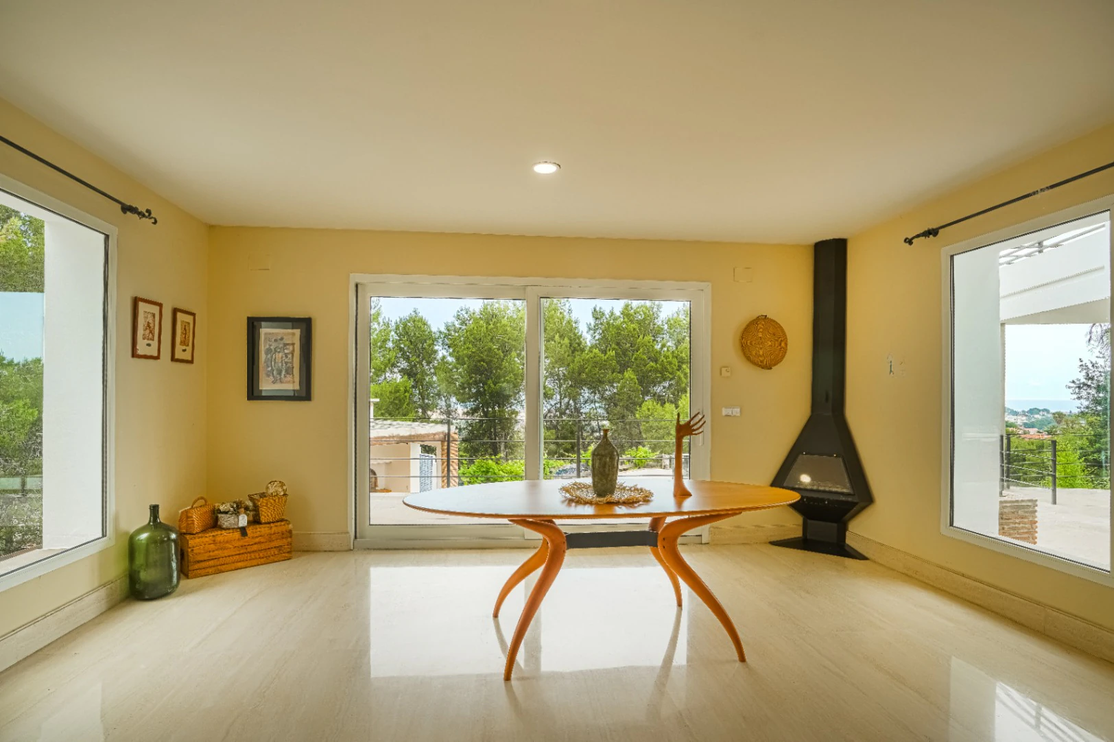 Villa avec vue sur la mer et en plein parc naturel du Montgó, à Dénia