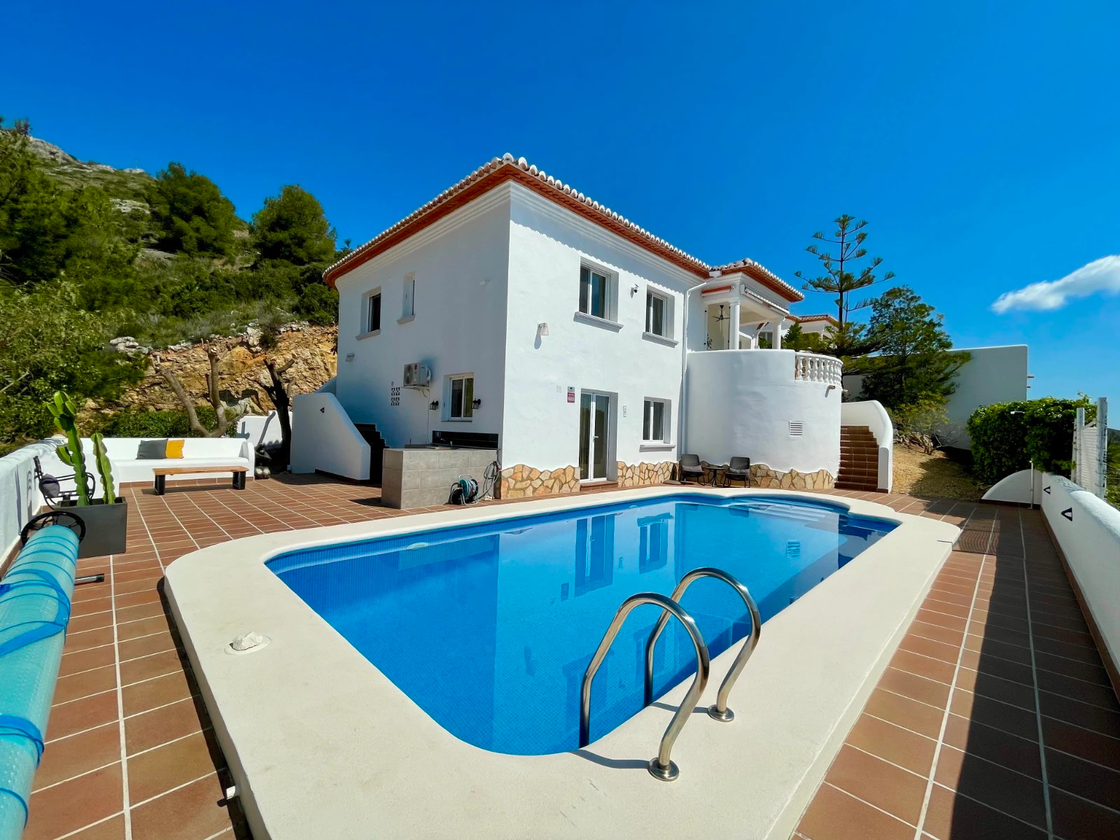 Villa for sale in Jalón